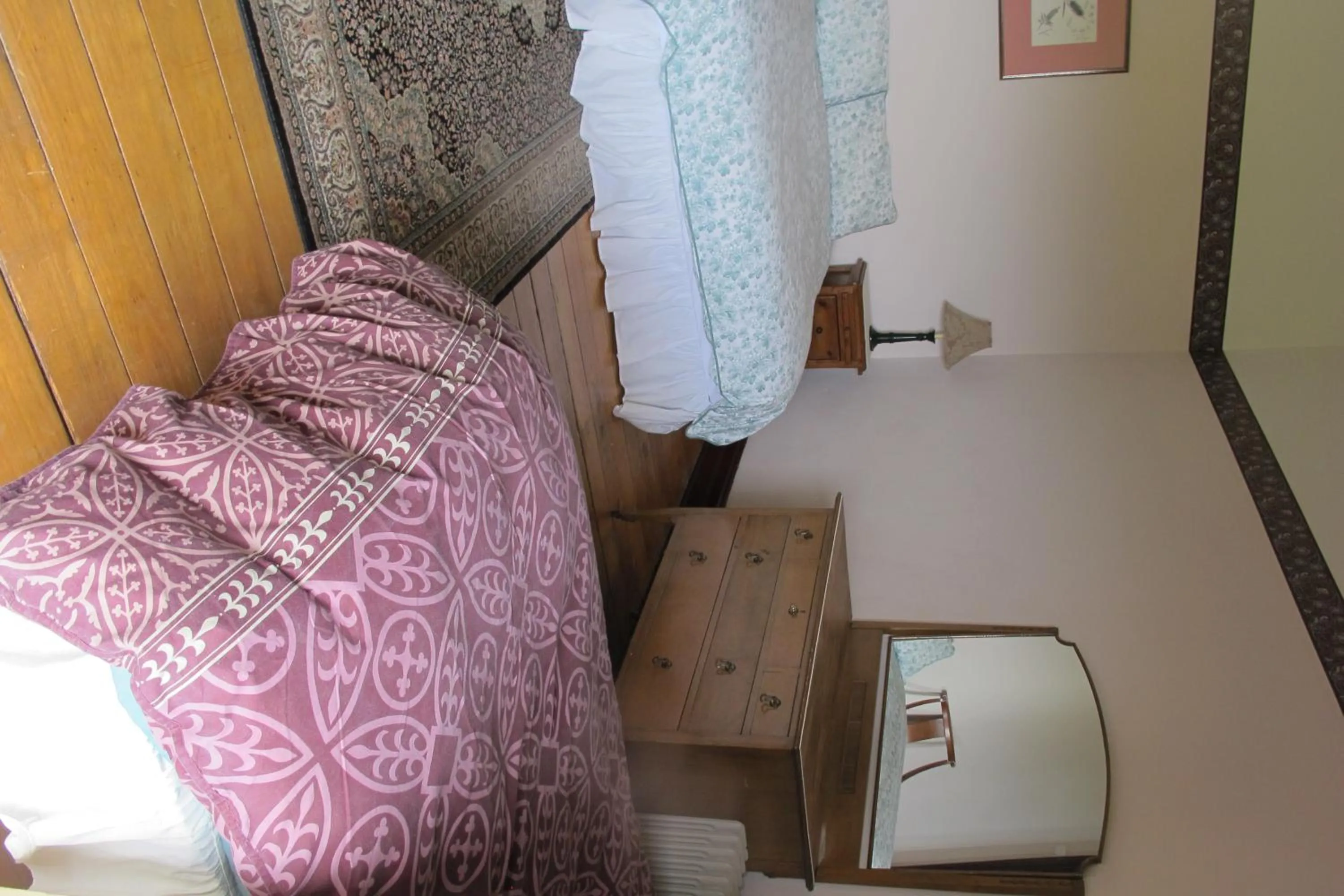 Bed in Holmhurst Guest House