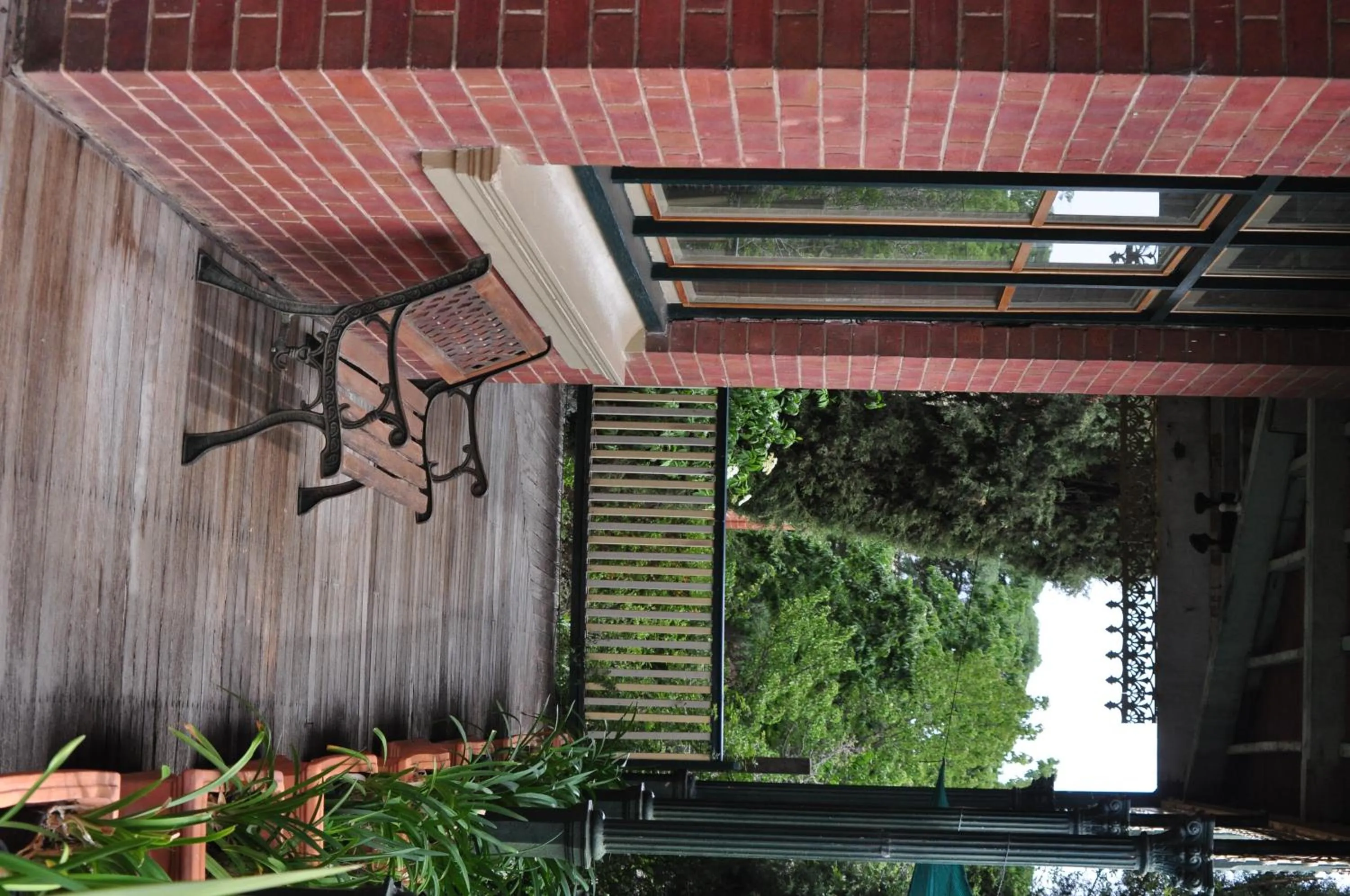 Holmhurst Guest House