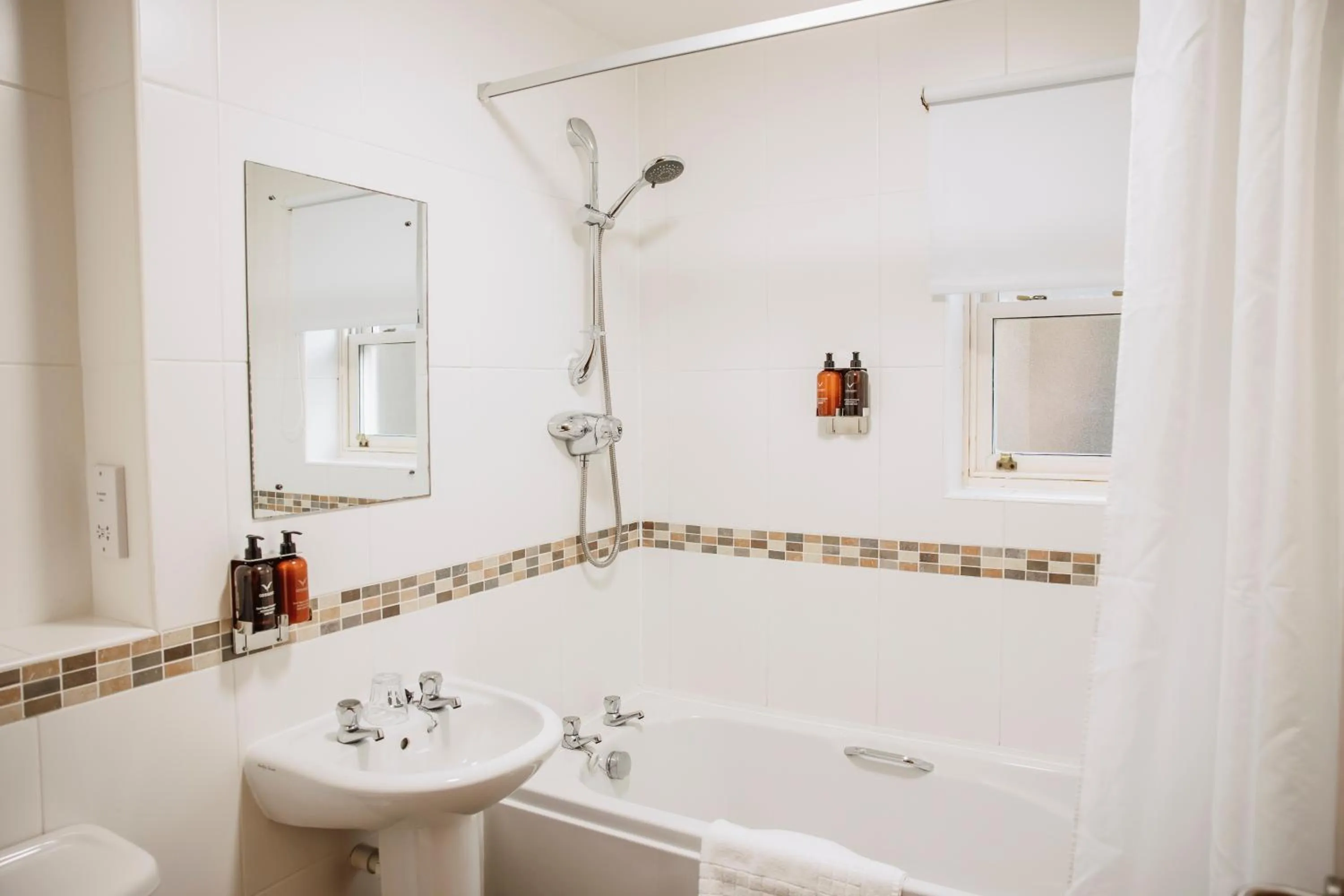 Bathroom in The Keelman