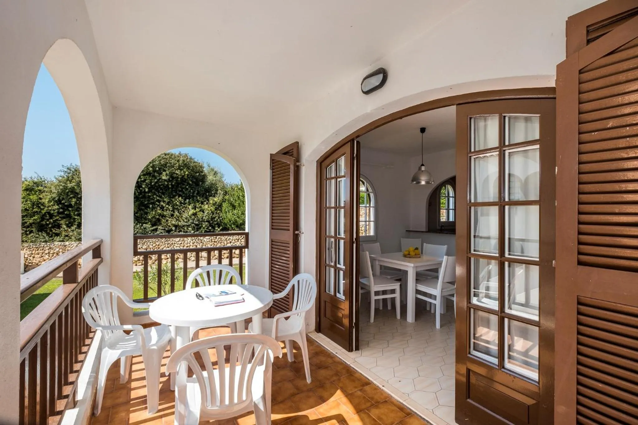 Property building in Girasols Gardens Sup