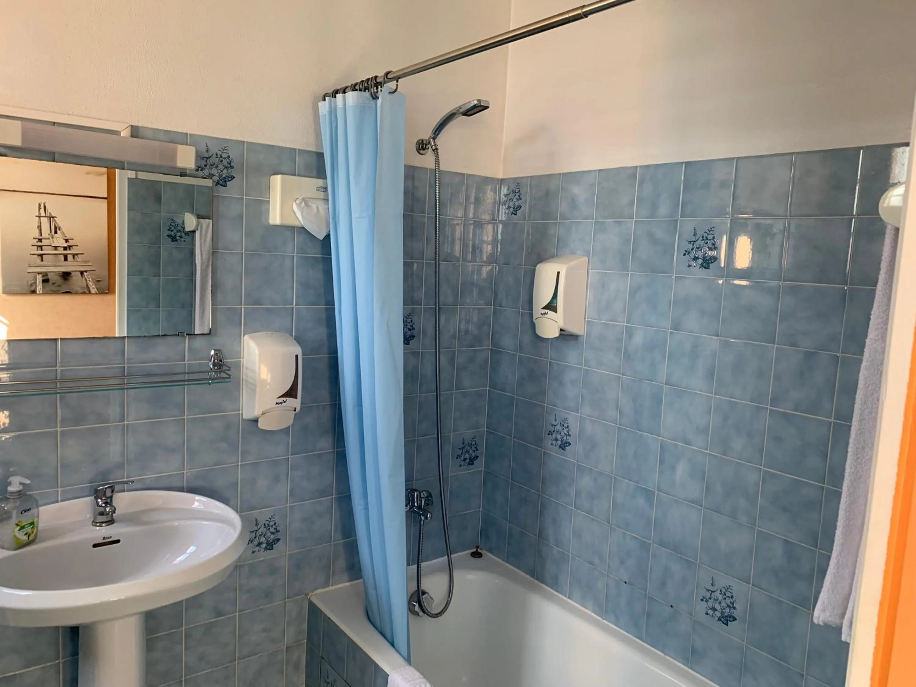 Bathroom in Le Richelieu