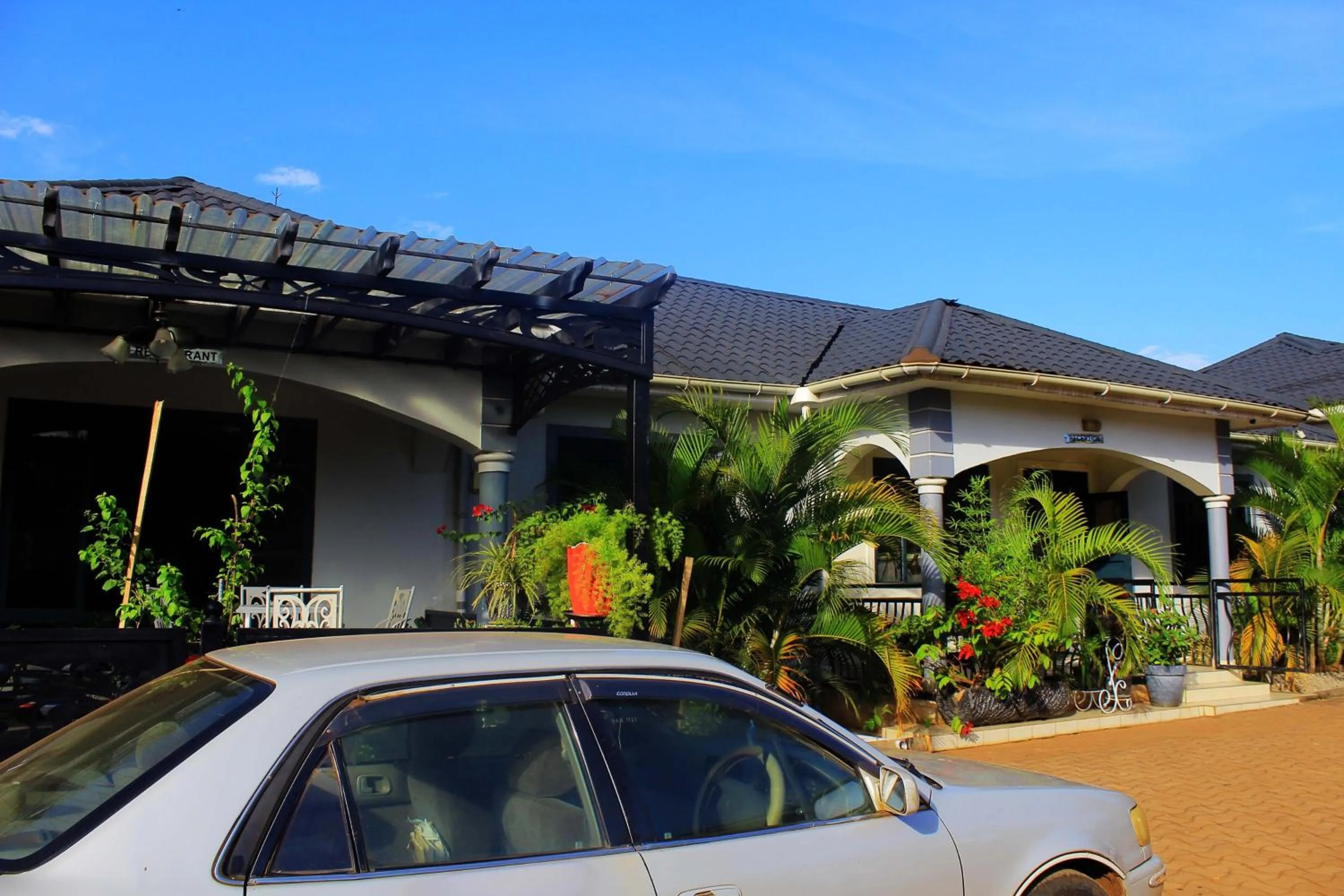 Property building in MAMIKKI Hotel Apartments