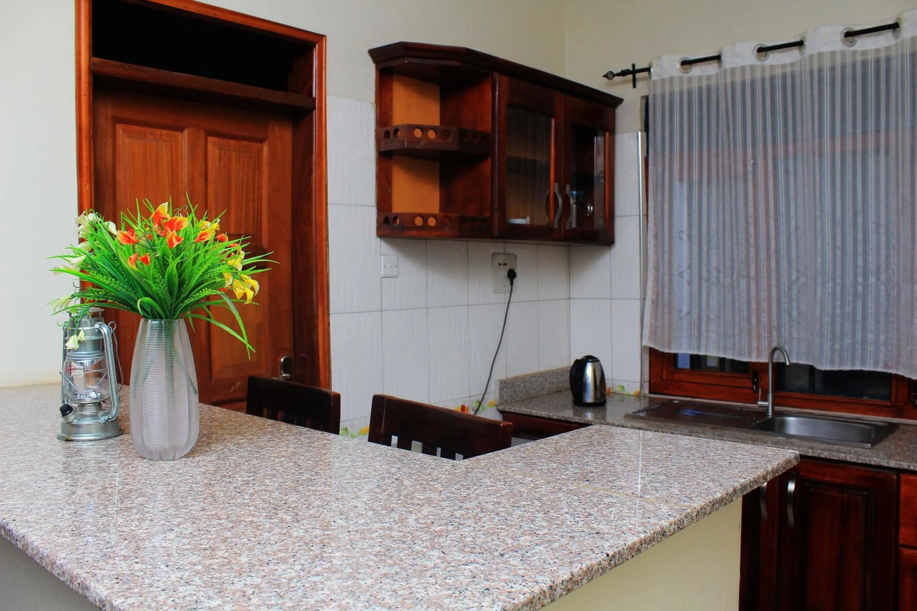 Kitchen or kitchenette in MAMIKKI Hotel Apartments