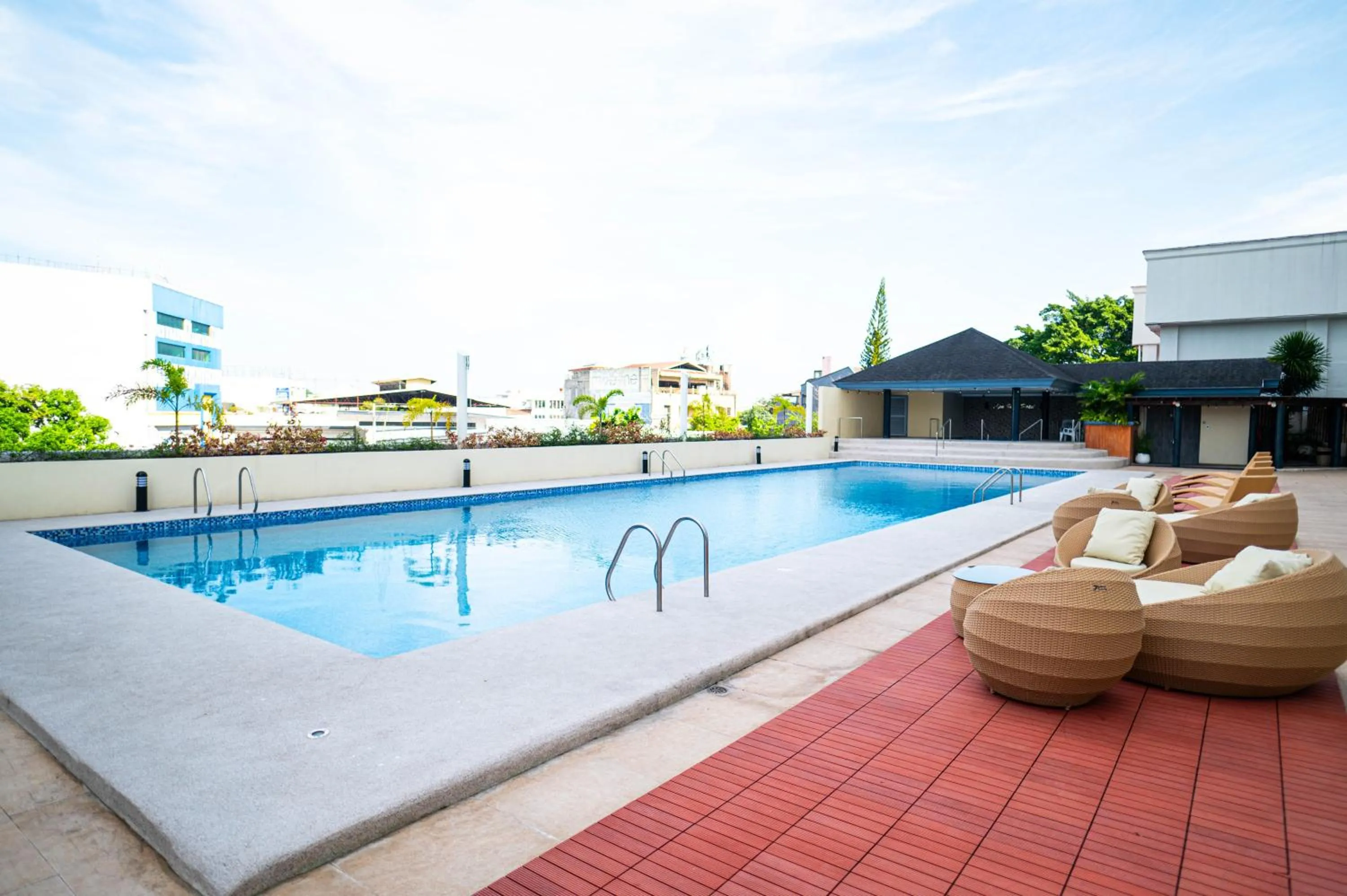 Swimming pool in The Apo View Hotel