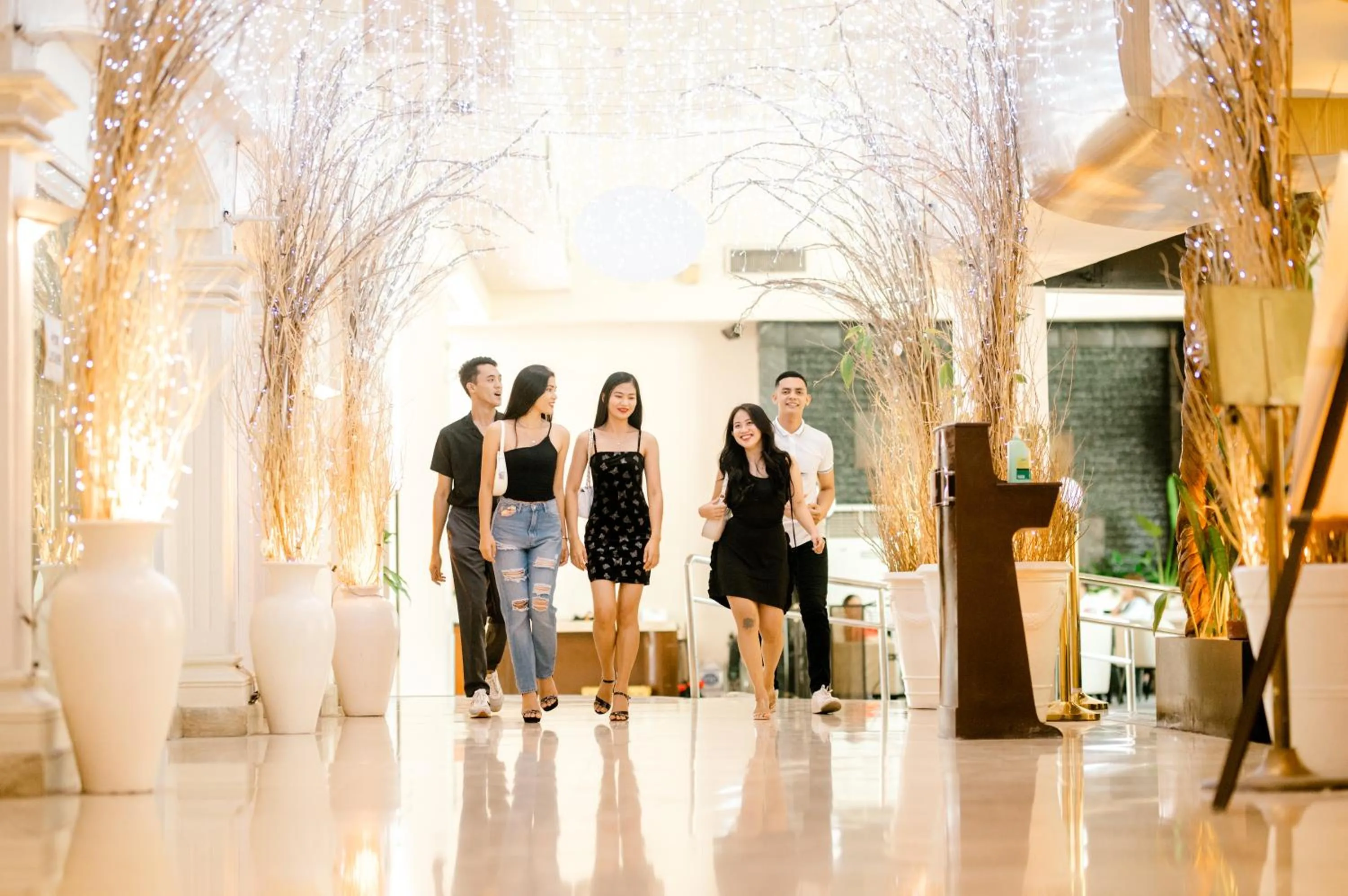 Shopping Area in The Apo View Hotel