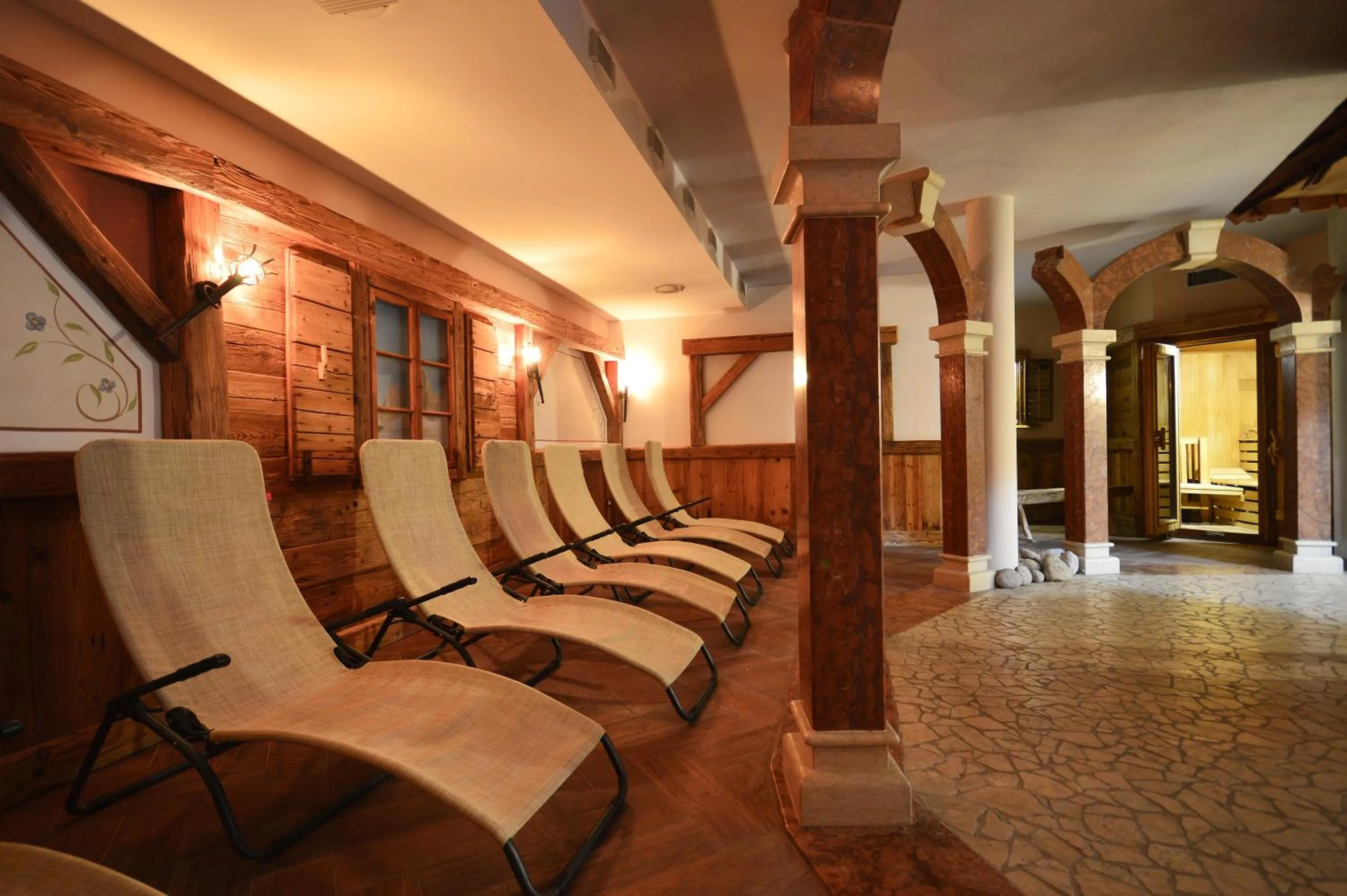 sunbed in Hotel Villa Fosine Spa & Wellness