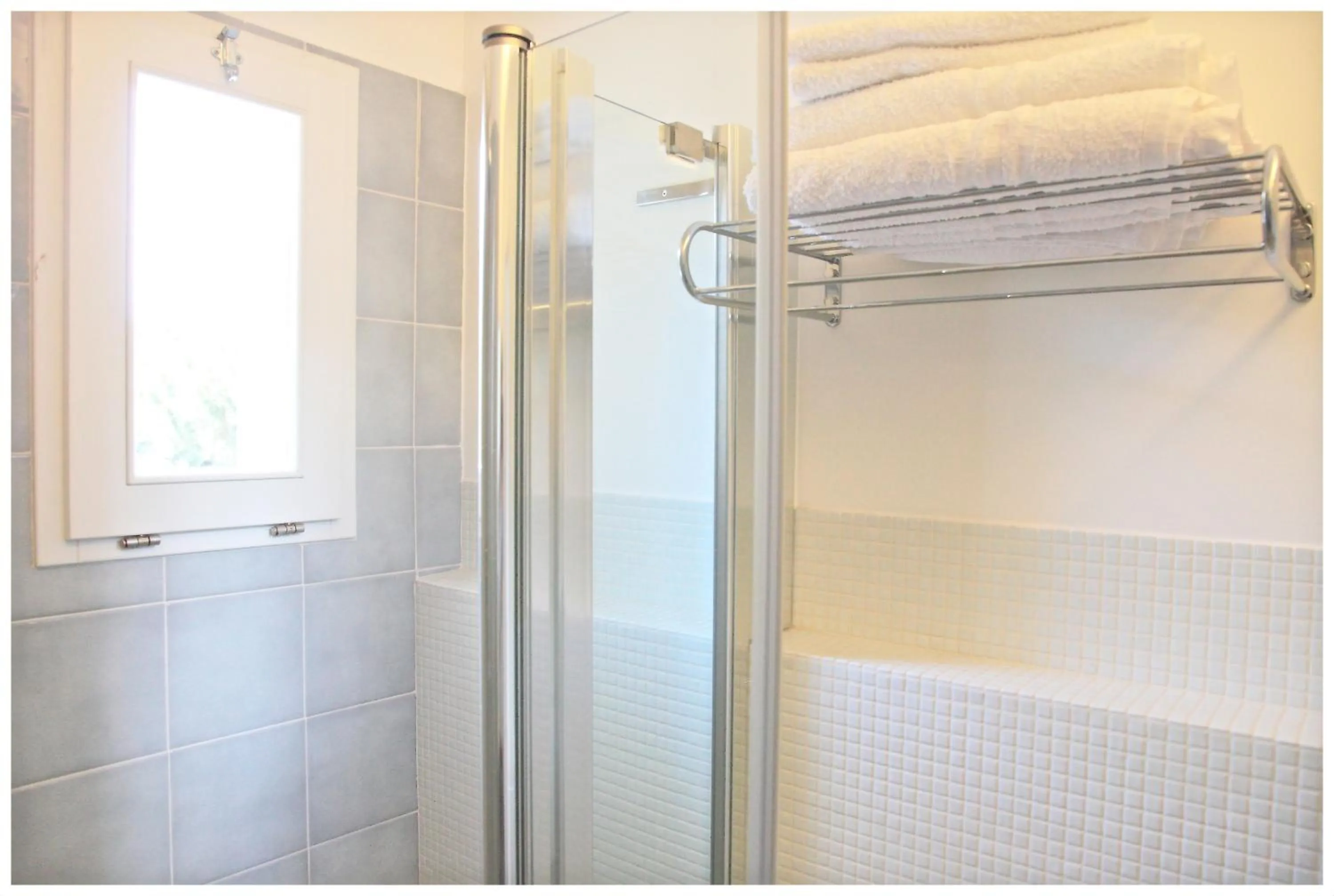 Bathroom in Hotel Dante