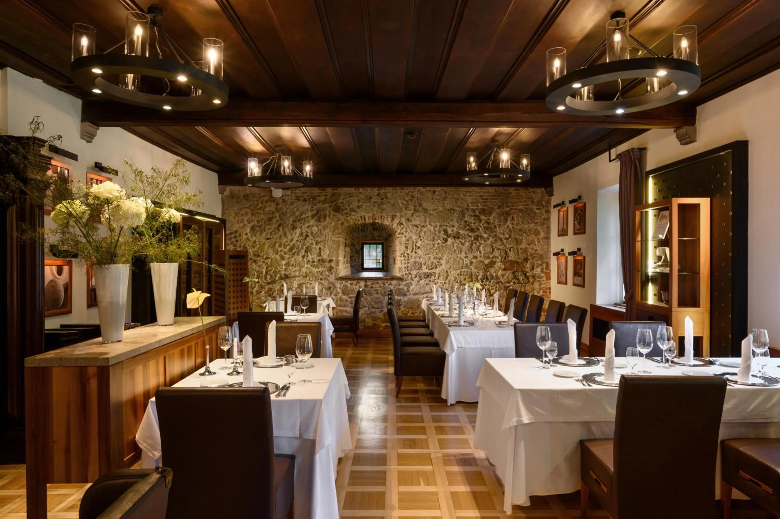 Restaurant/places to eat in Hotel Grad Otočec - Relais Chateaux
