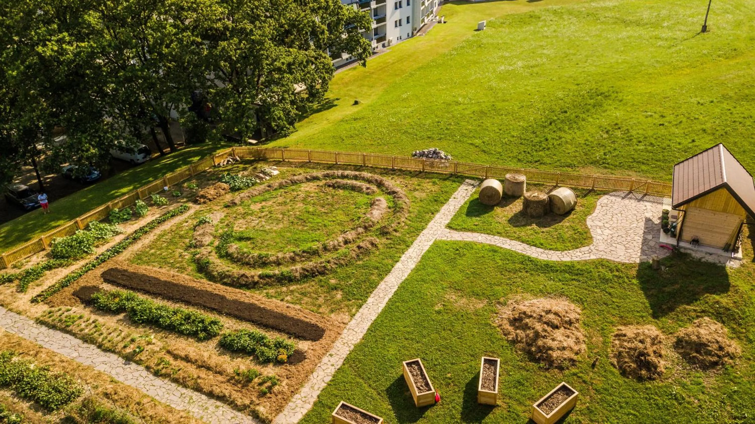 Garden in Hotel Grad Otočec - Relais Chateaux