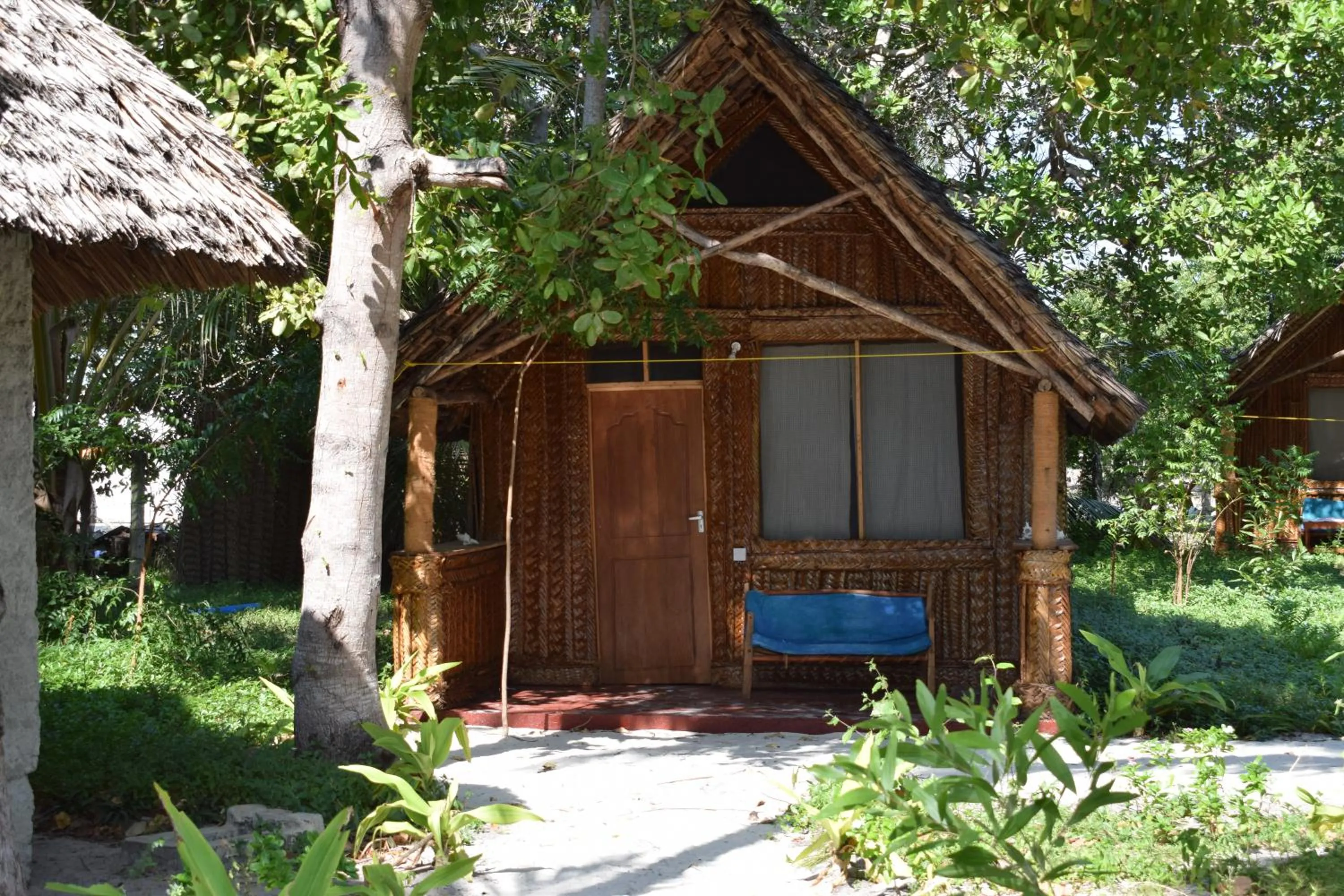 Juani beach bungalows