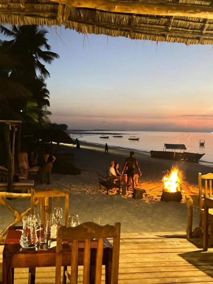 Juani beach bungalows