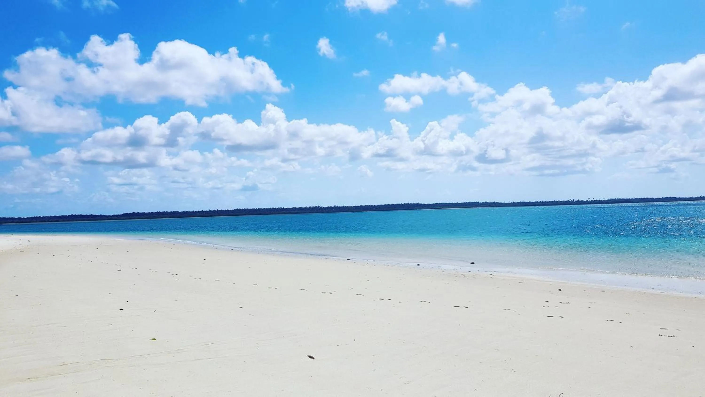 Juani beach bungalows