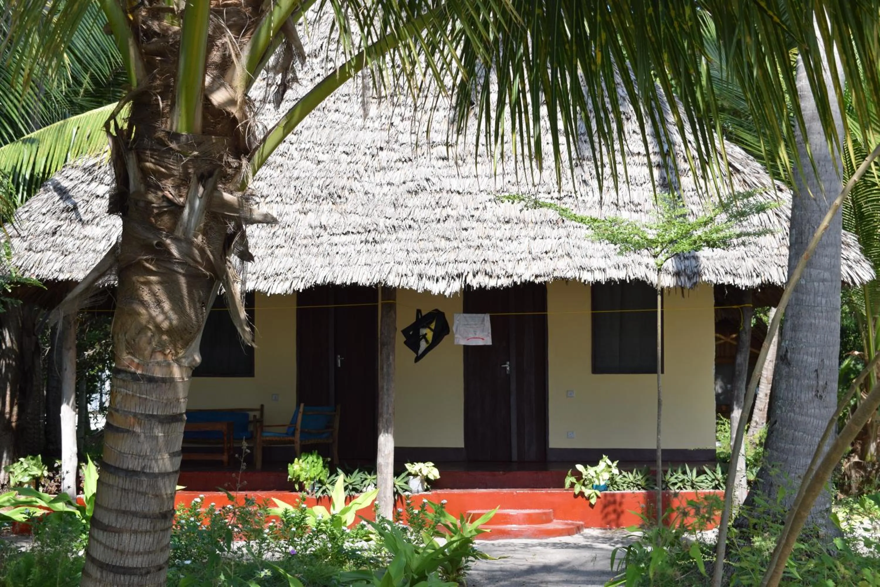 Juani beach bungalows