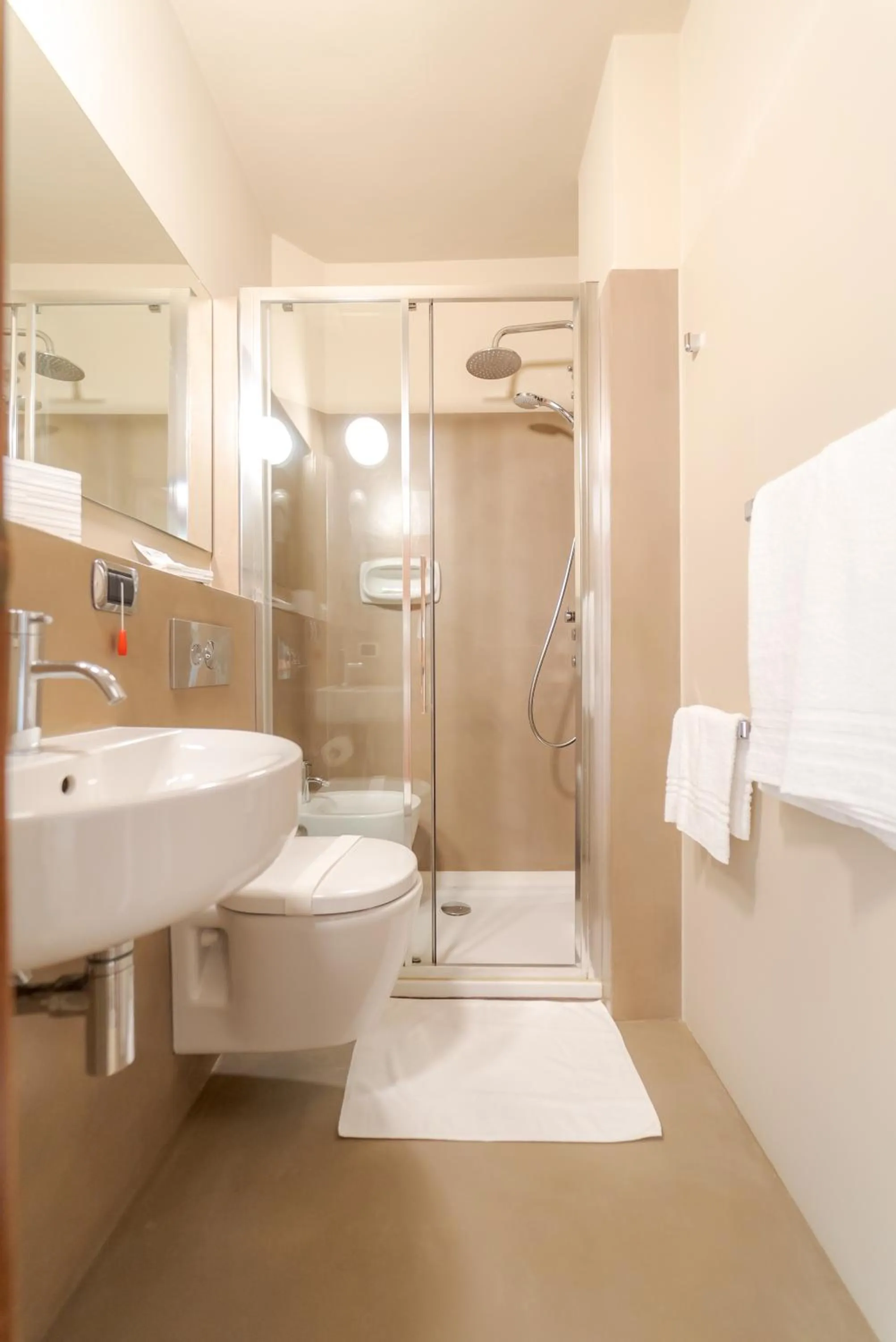 Bathroom in Hotel Beach