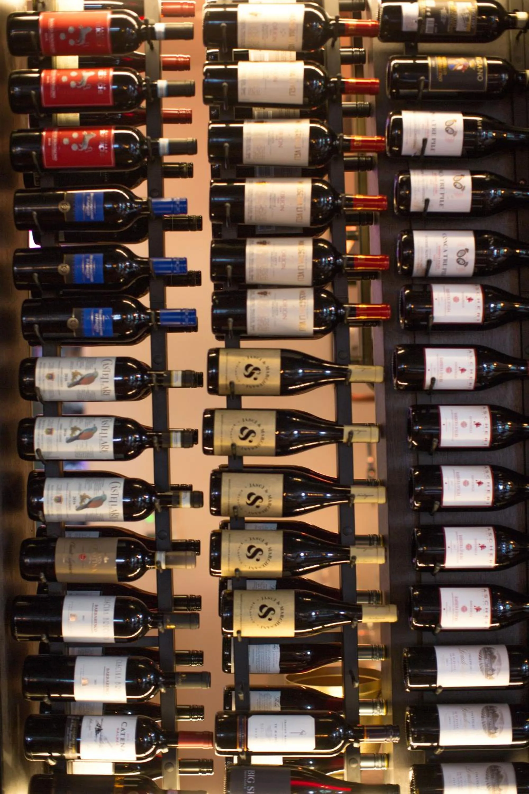 Restaurant/places to eat in Clarence Boutique Hotel