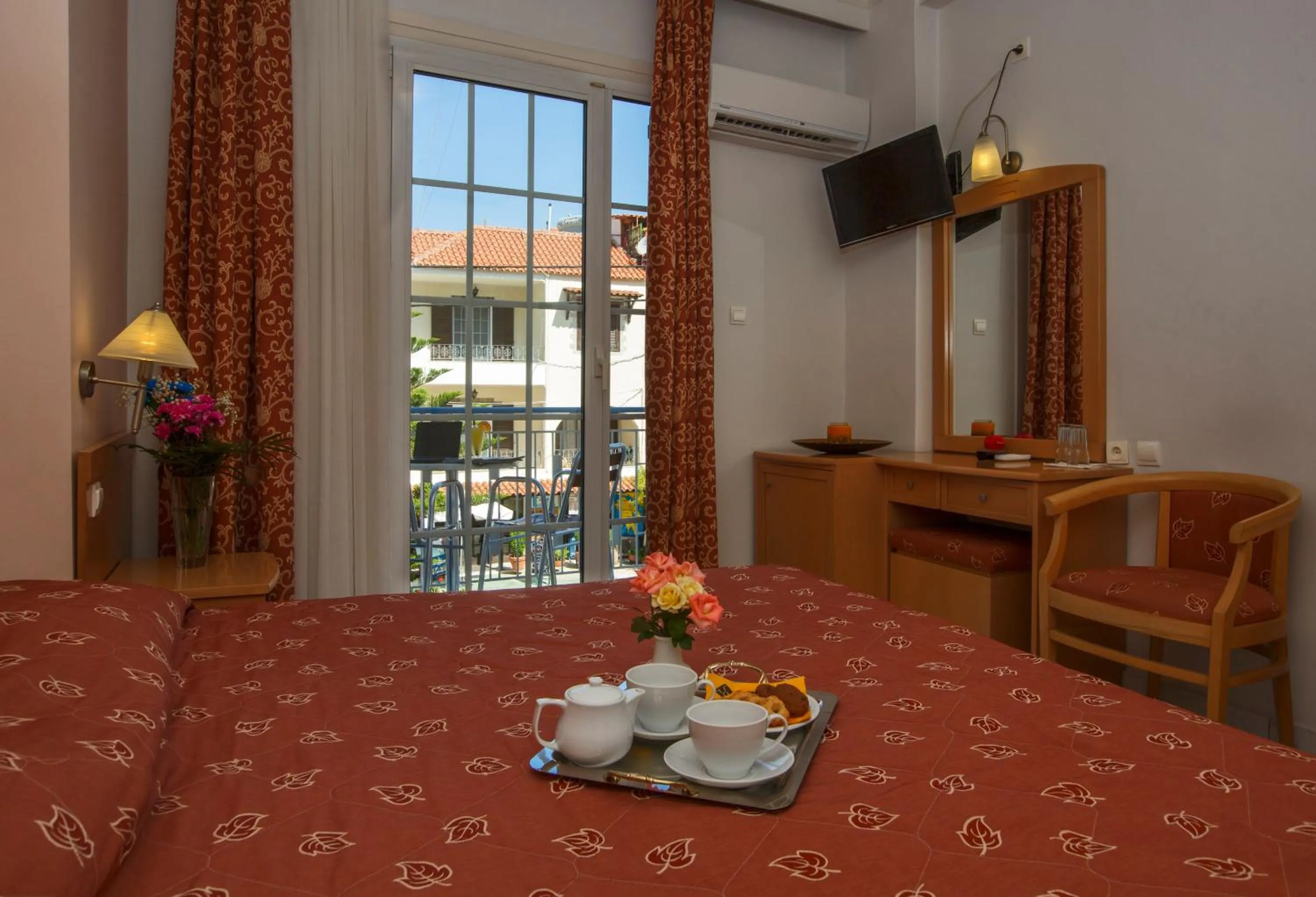 Balcony/Terrace in Hotel Tolo