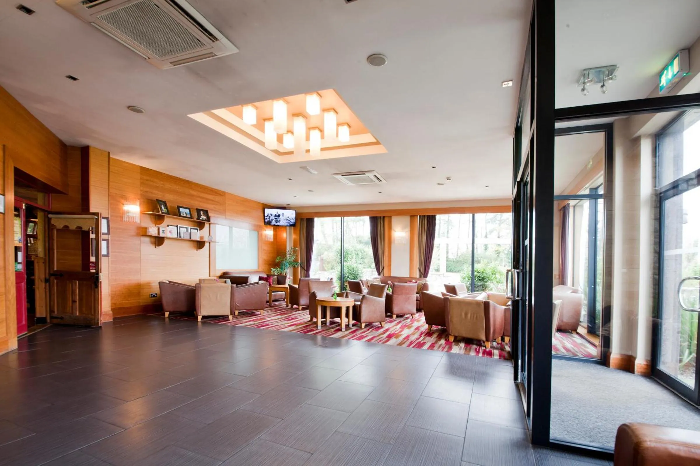 Day in Upton Court Hotel