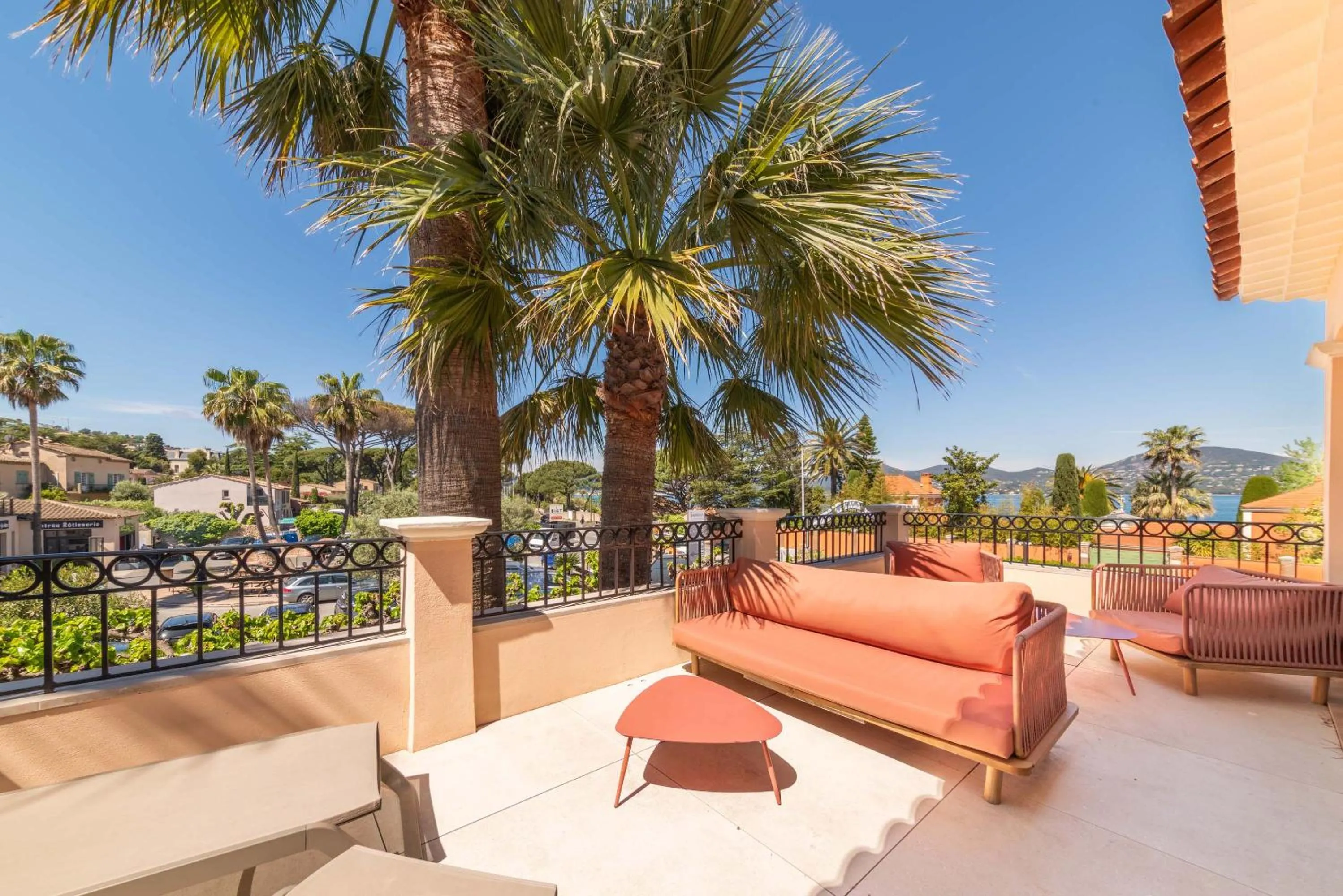 Patio in Hotel Brin d'Azur - Saint Tropez