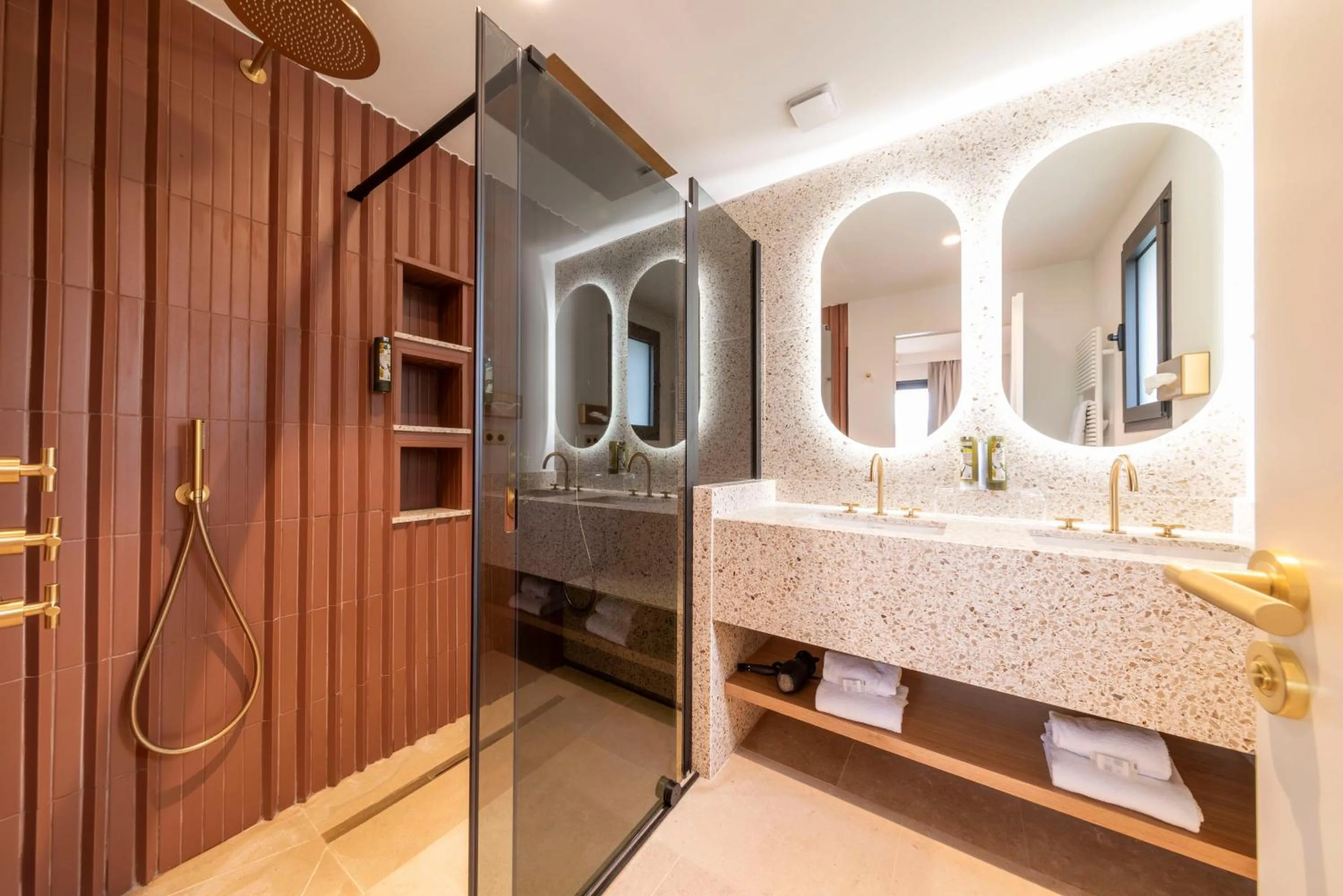 Shower in Hotel Brin d'Azur - Saint Tropez