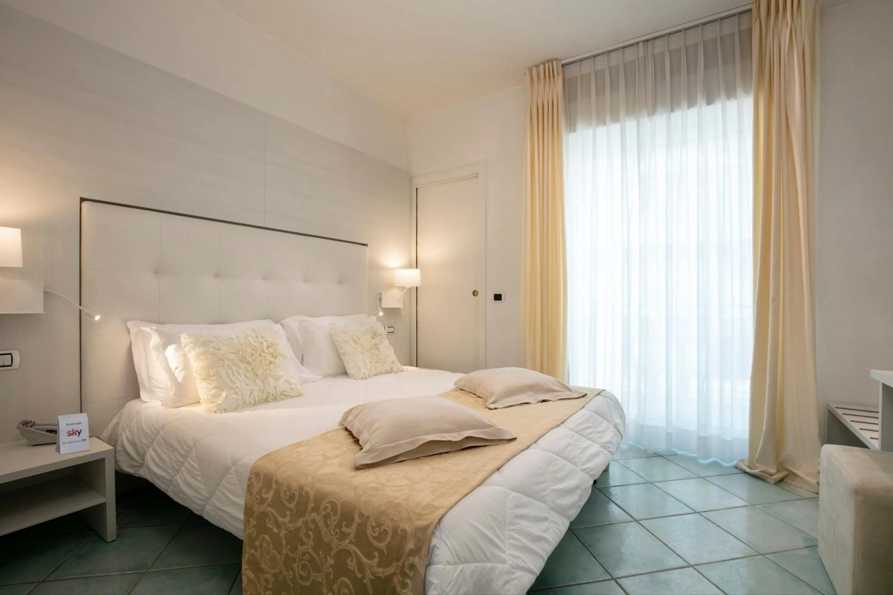 Bed in Hotel Ca' Bianca