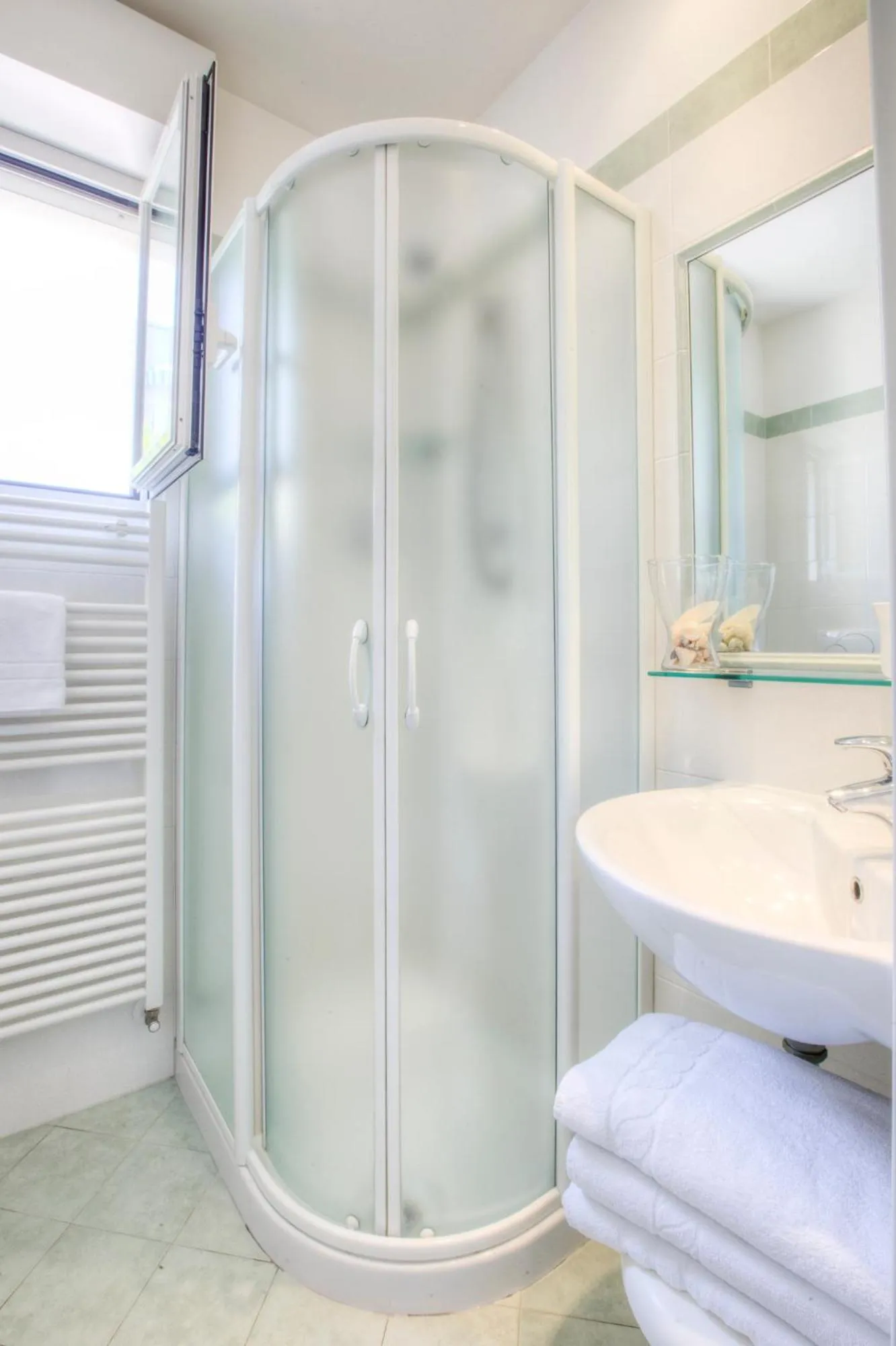 Shower in Hotel Ca' Bianca