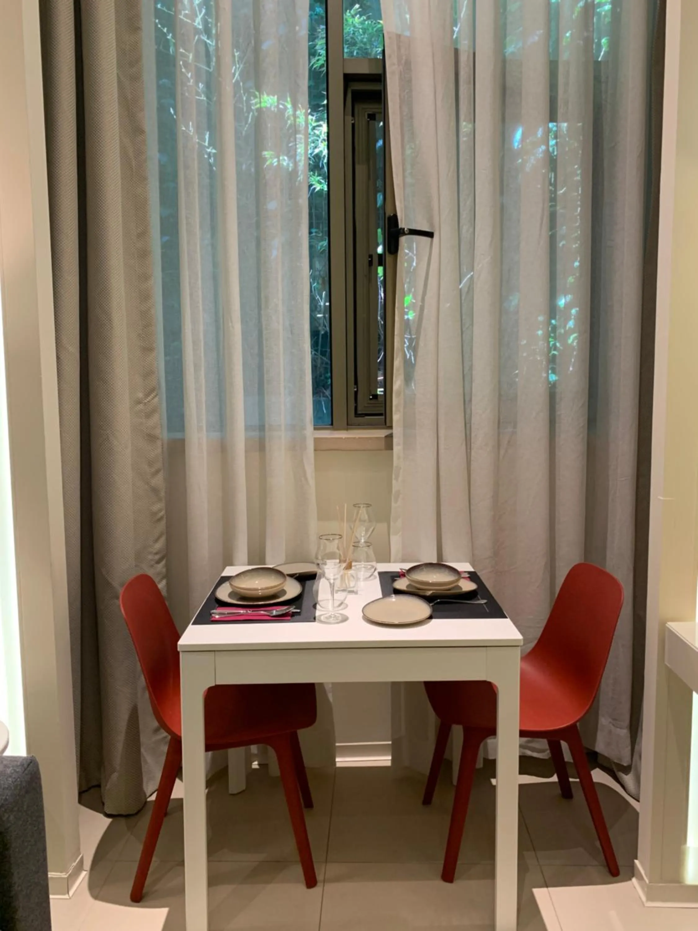 Dining area in Ortakoy Aparts