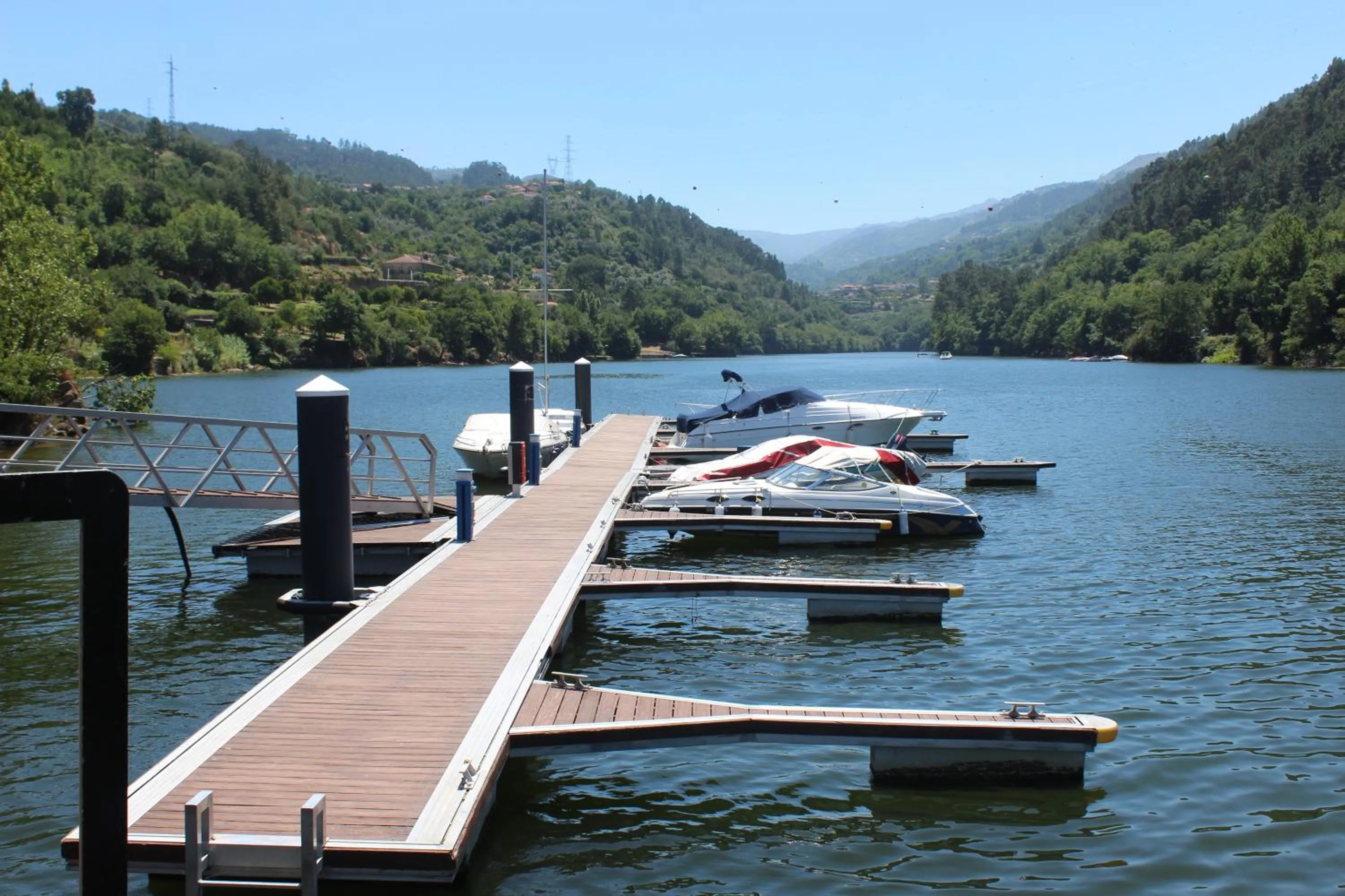 Area and facilities in Douro Hotel Porto Antigo