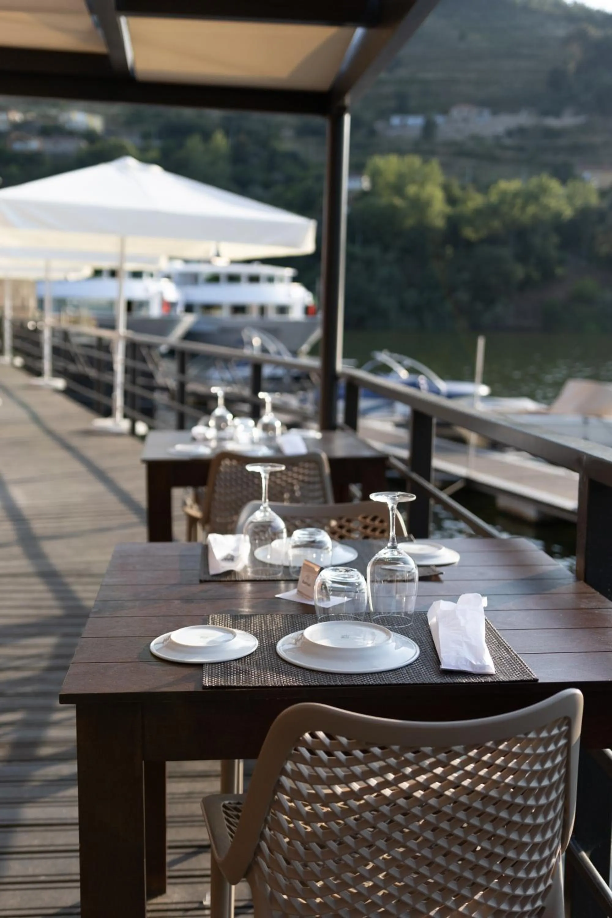 Restaurant/places to eat in Douro Hotel Porto Antigo