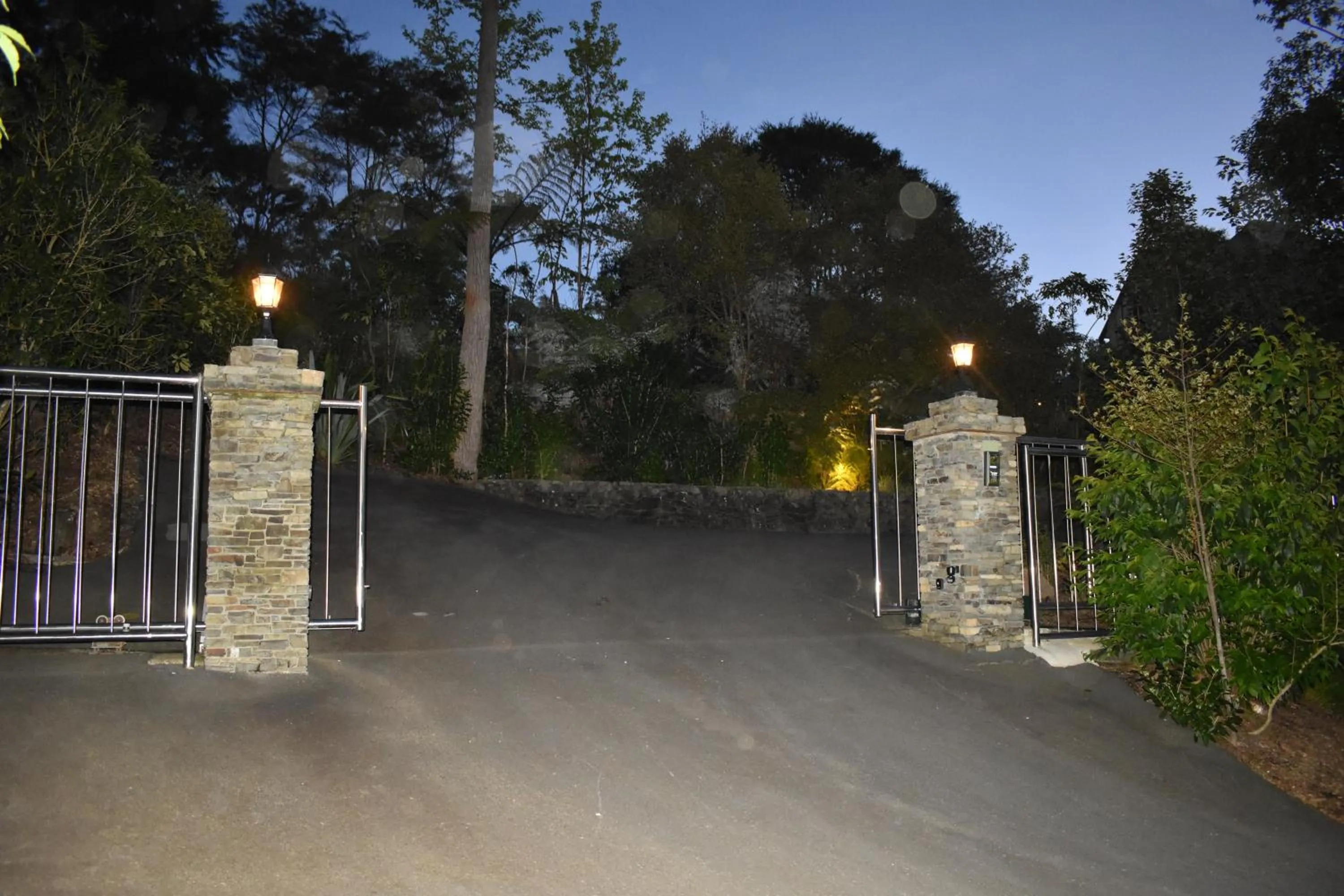 Facade/entrance in Atea Lodge