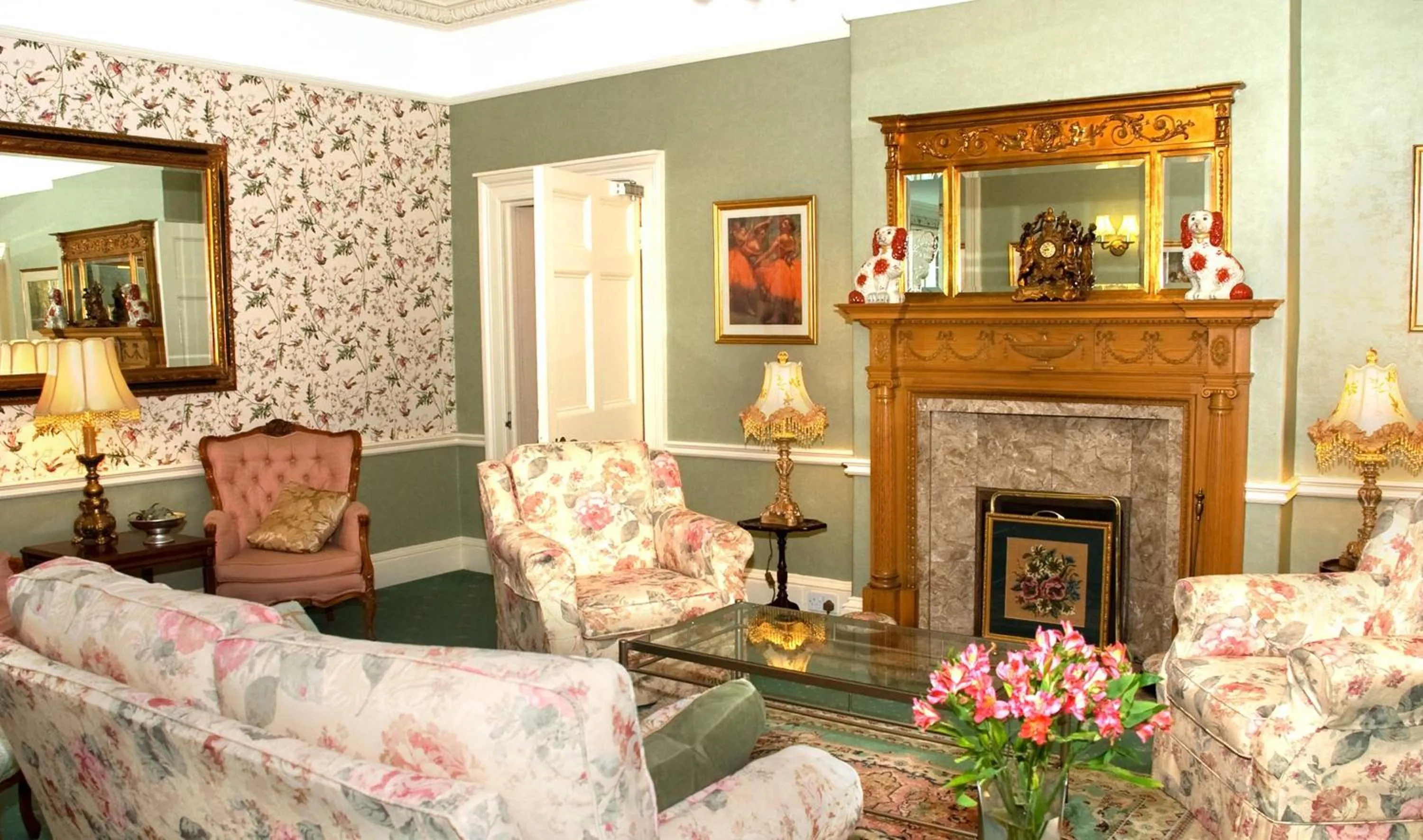 Living room in Ees Wyke Country House