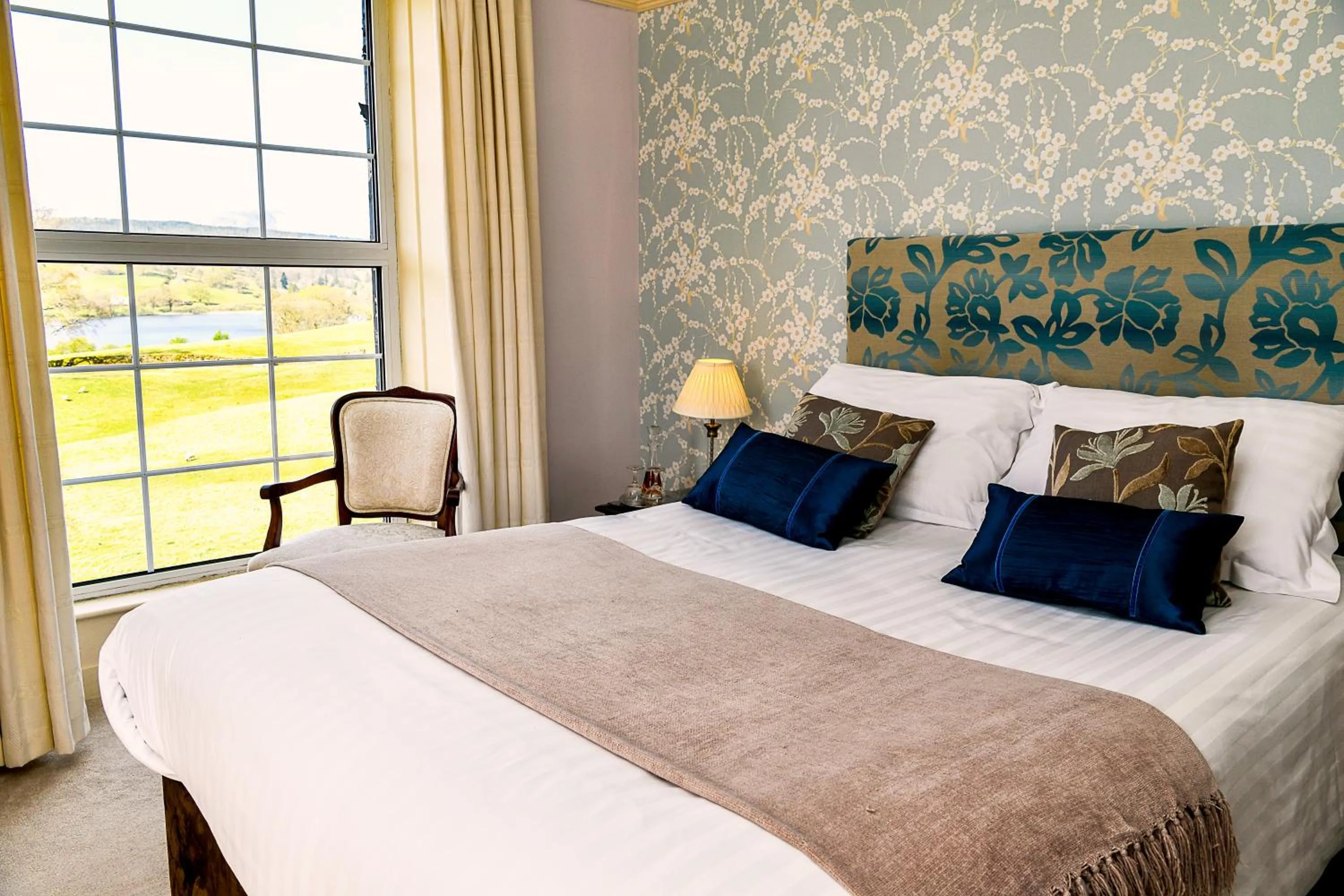 Bedroom, Bed in Ees Wyke Country House