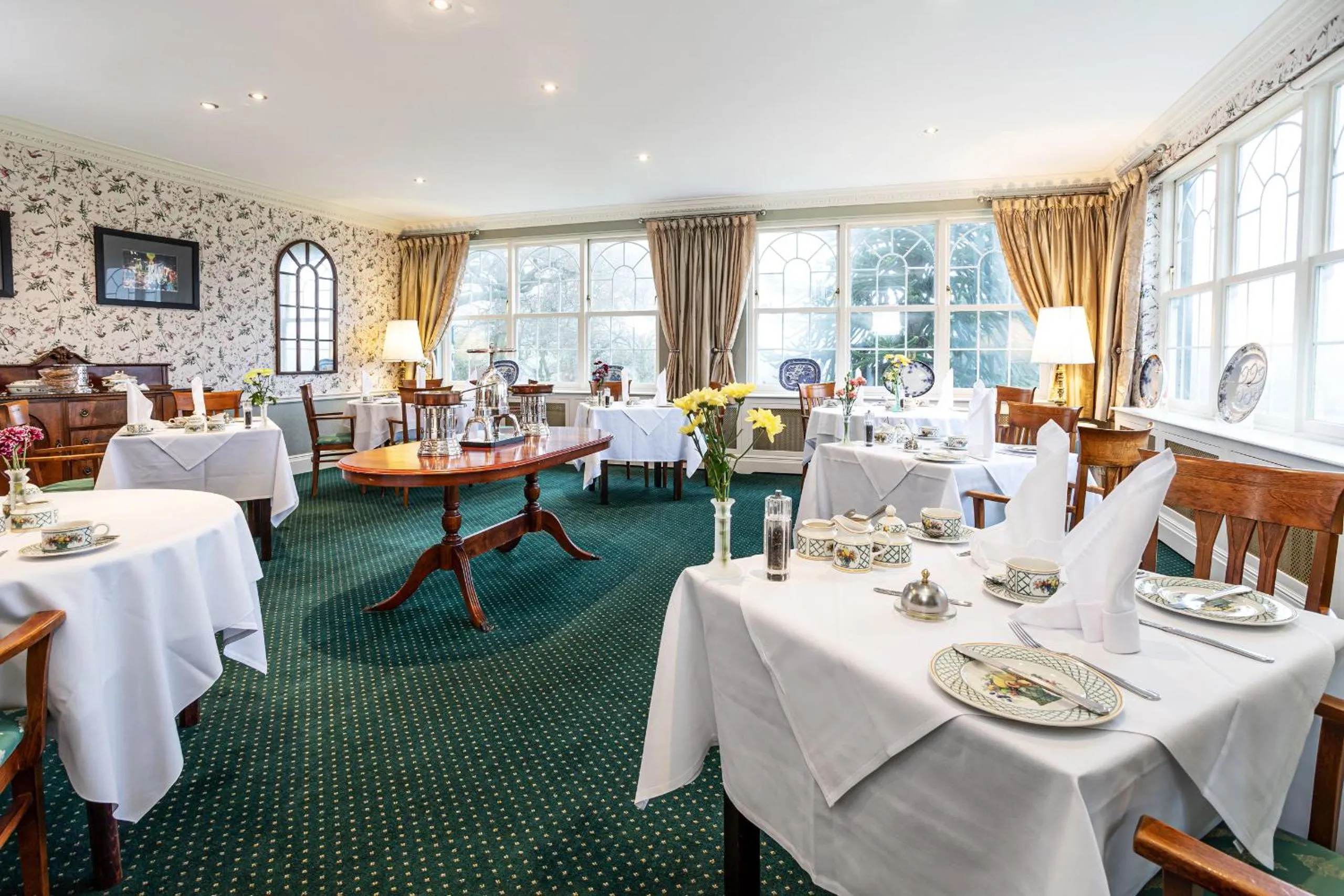 Restaurant/places to eat in Ees Wyke Country House