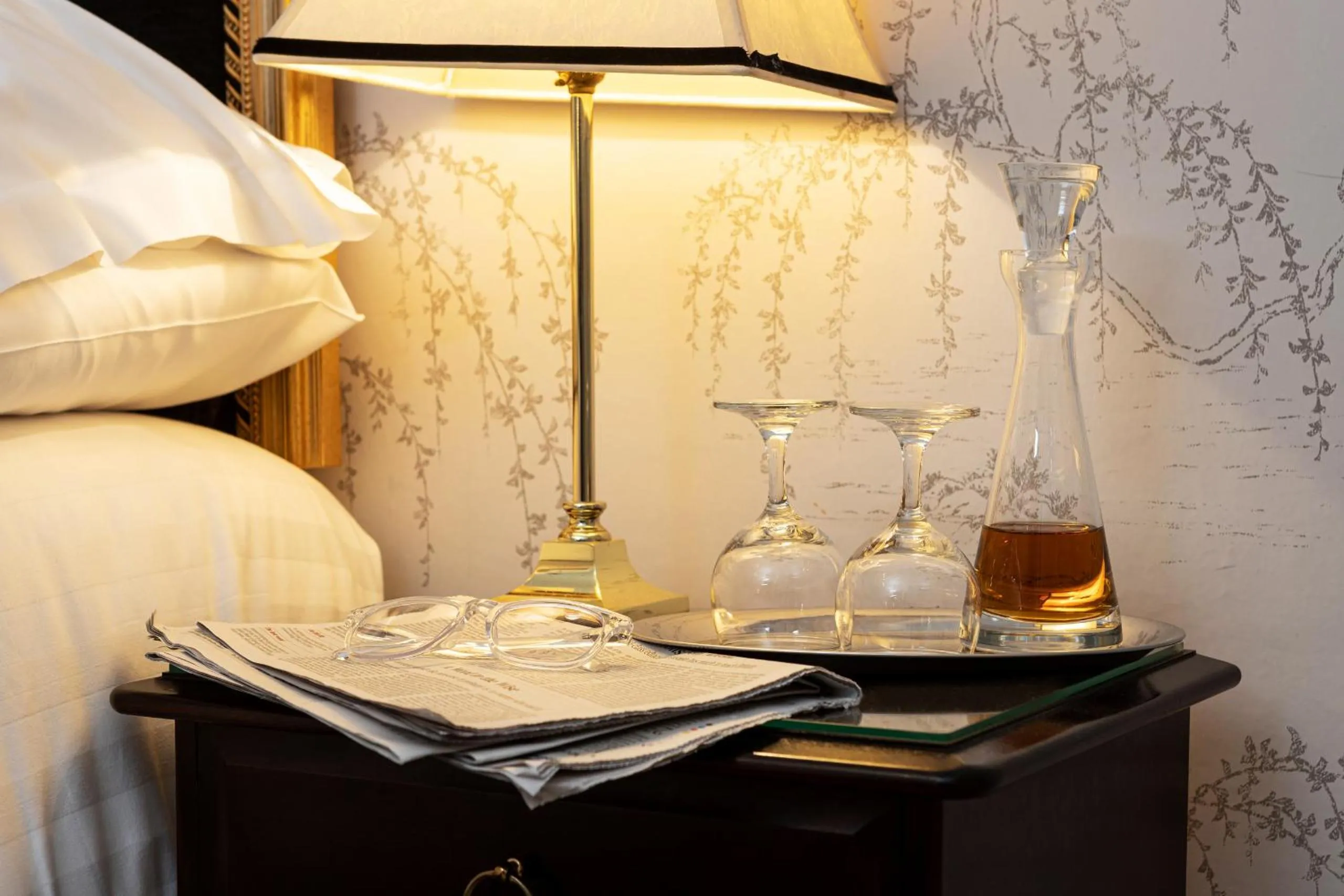 Alcoholic drinks, Bed in Ees Wyke Country House