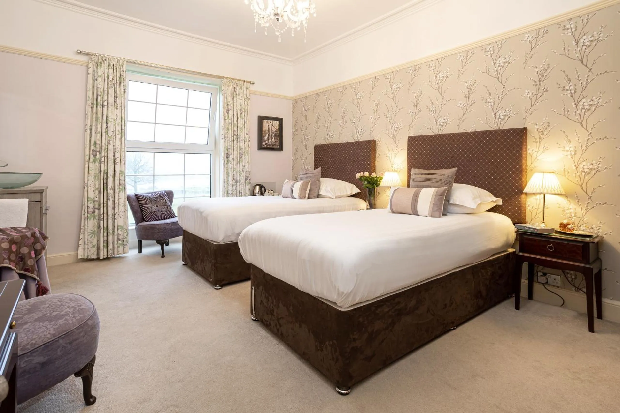 Photo of the whole room, Bed in Ees Wyke Country House
