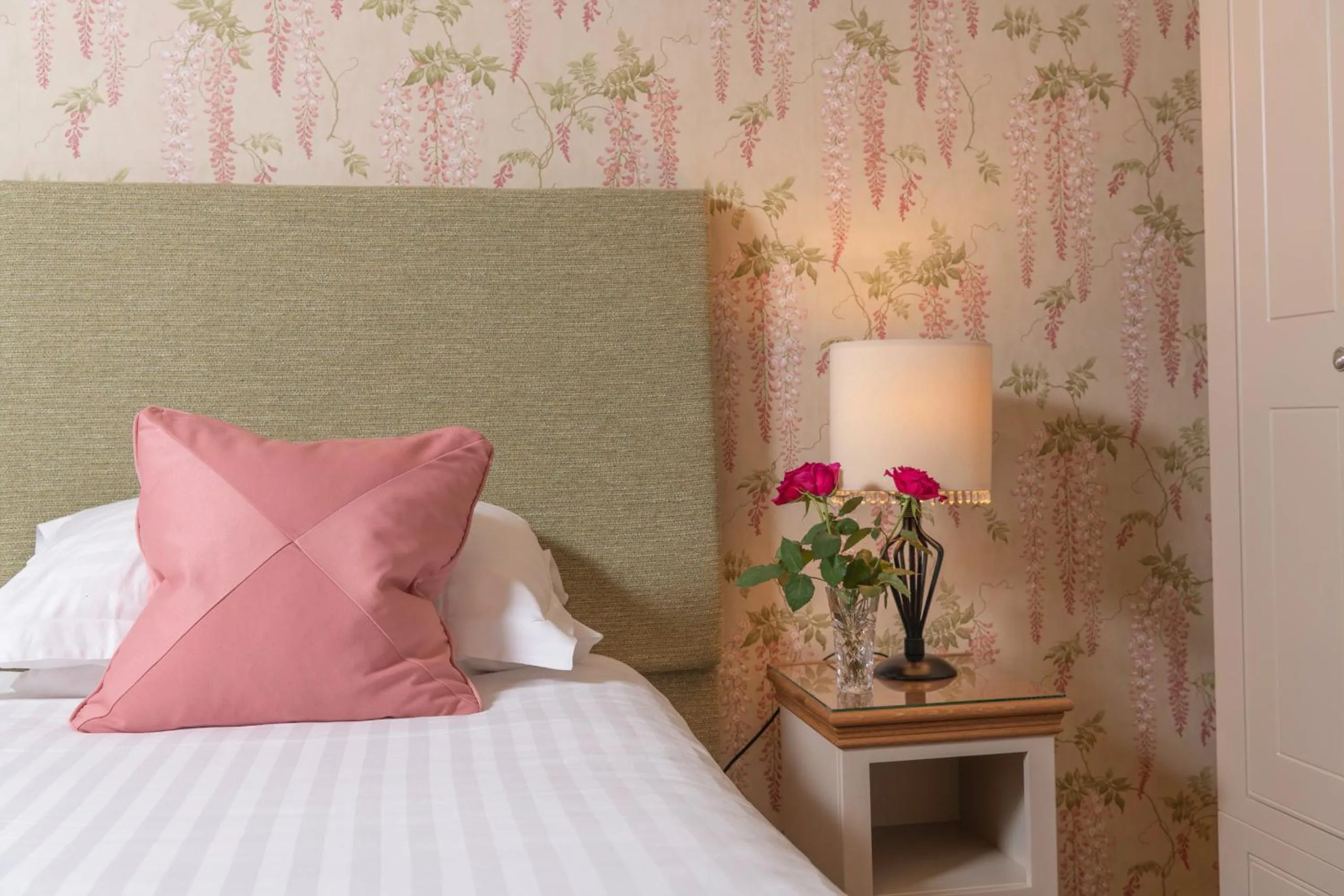 Bed in Ees Wyke Country House