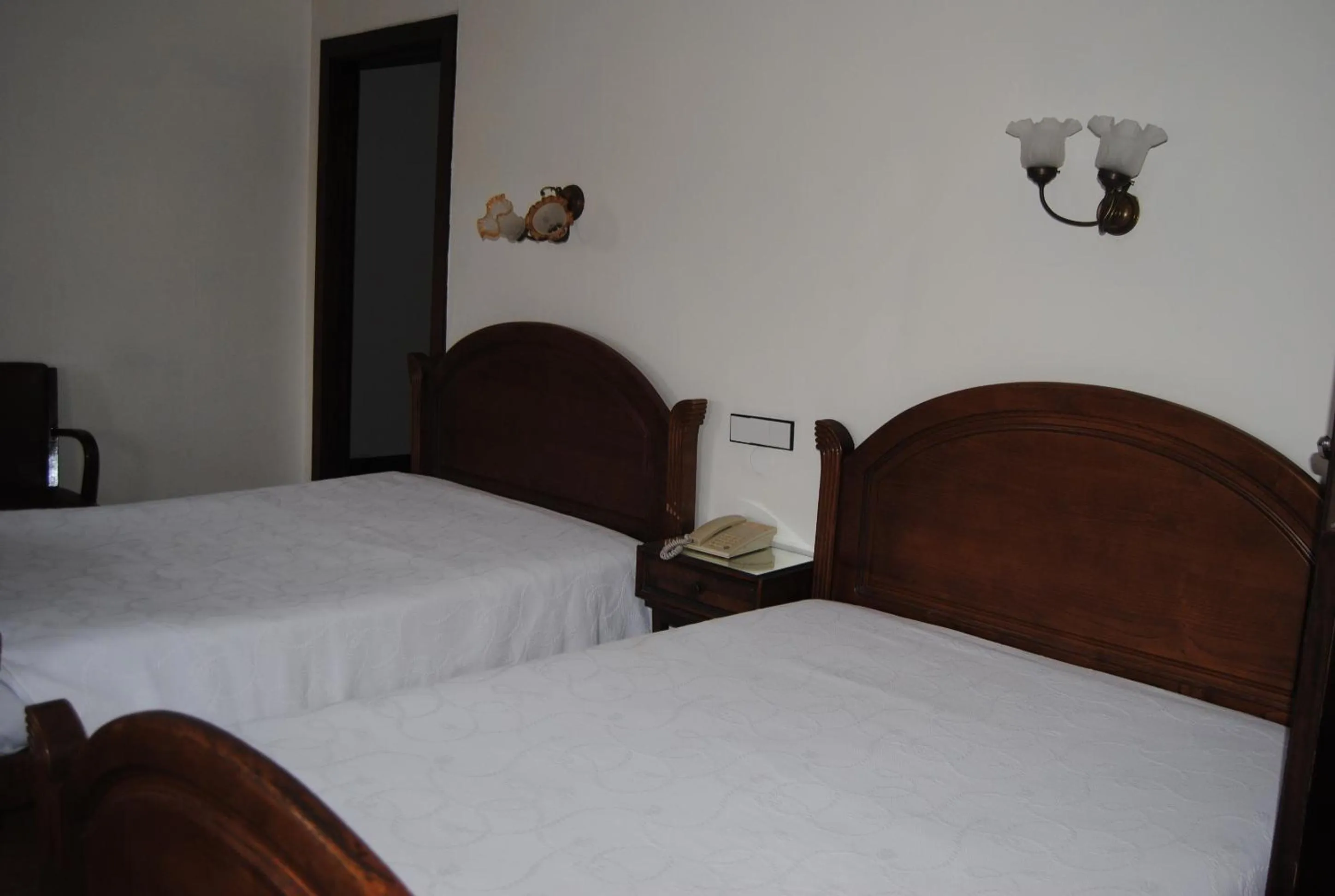 Bed in Hotel Peninsular- Porto