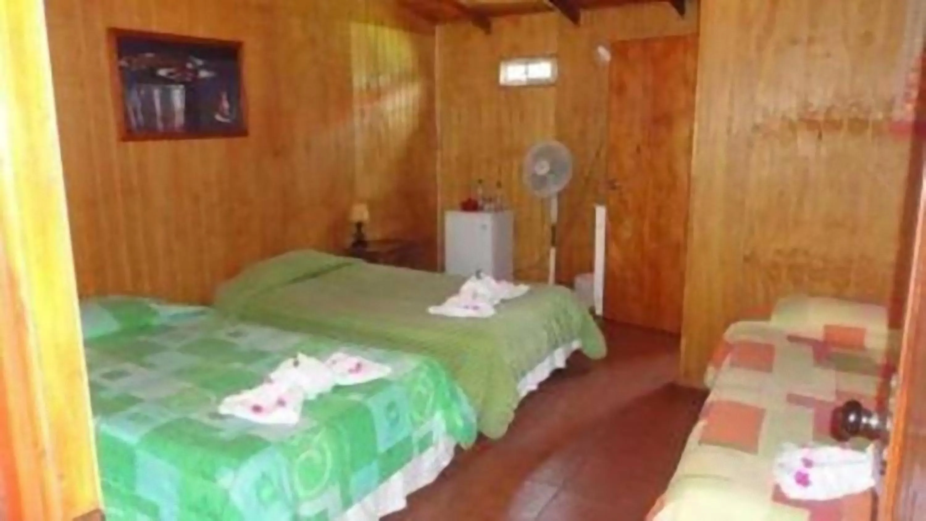 Bed in Kaimana Inn Rapa Nui