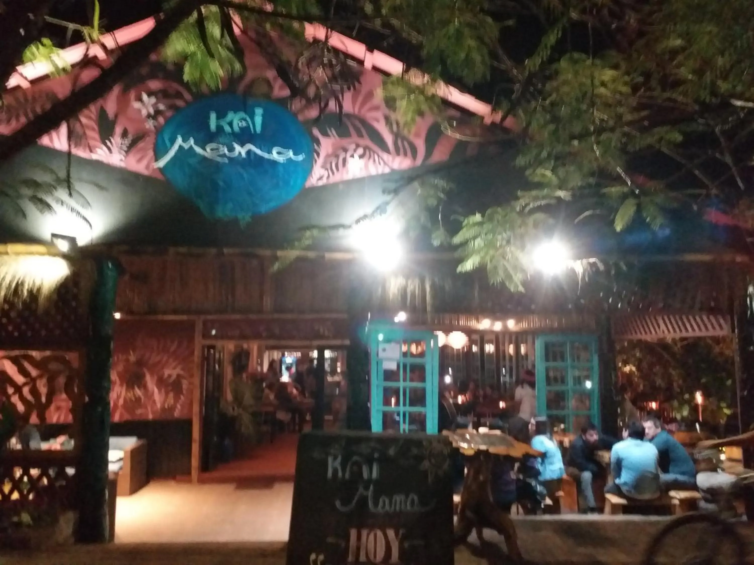Restaurant/places to eat in Kaimana Inn Rapa Nui