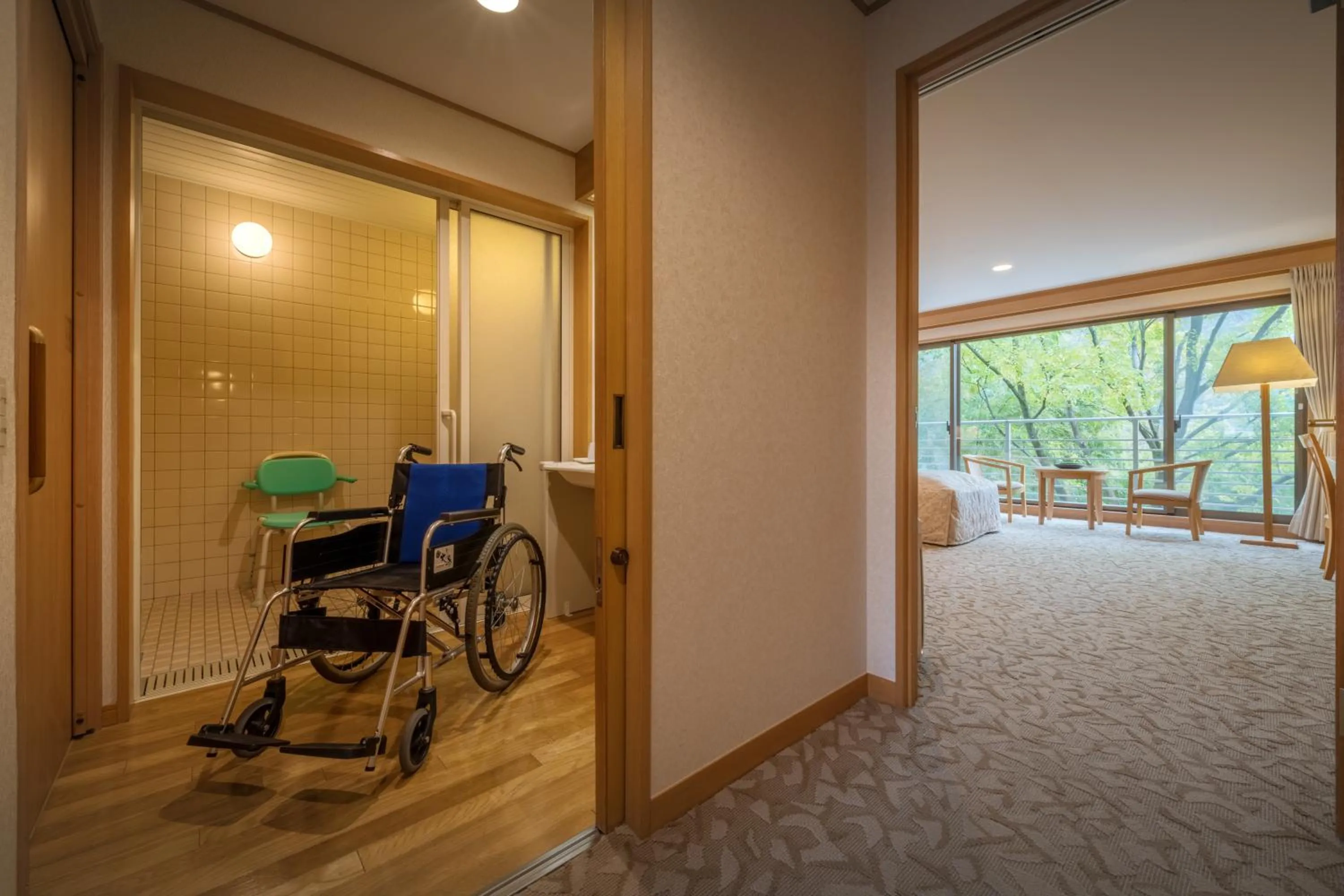 Photo of the whole room in Iizaka Onsen Surikamitei Ohtori