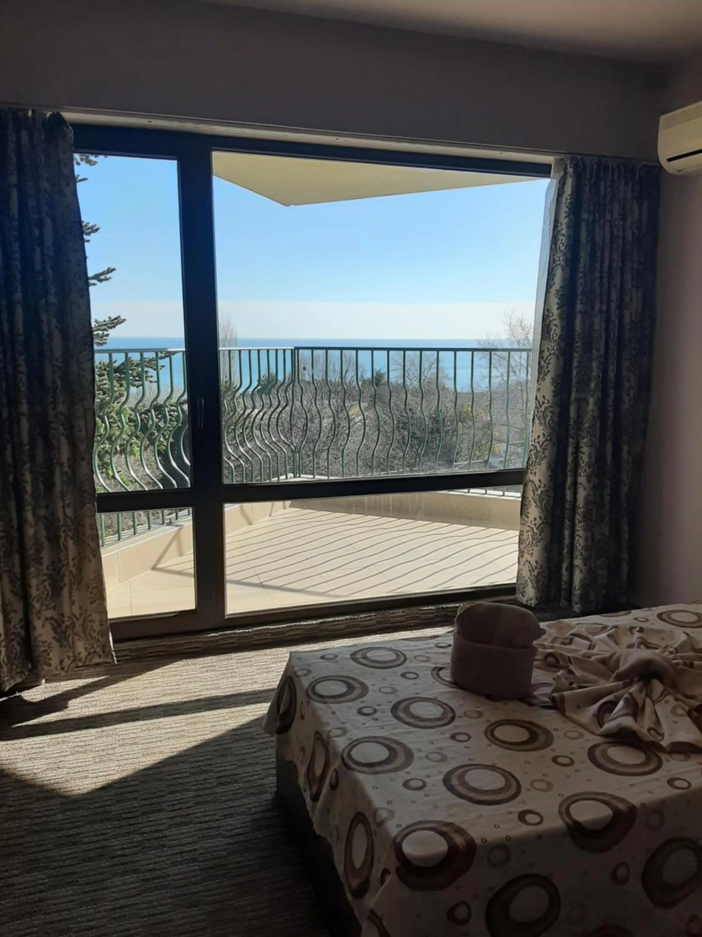 Balcony/Terrace, Bed in Hotel Silver - All Inclusive, Free parking