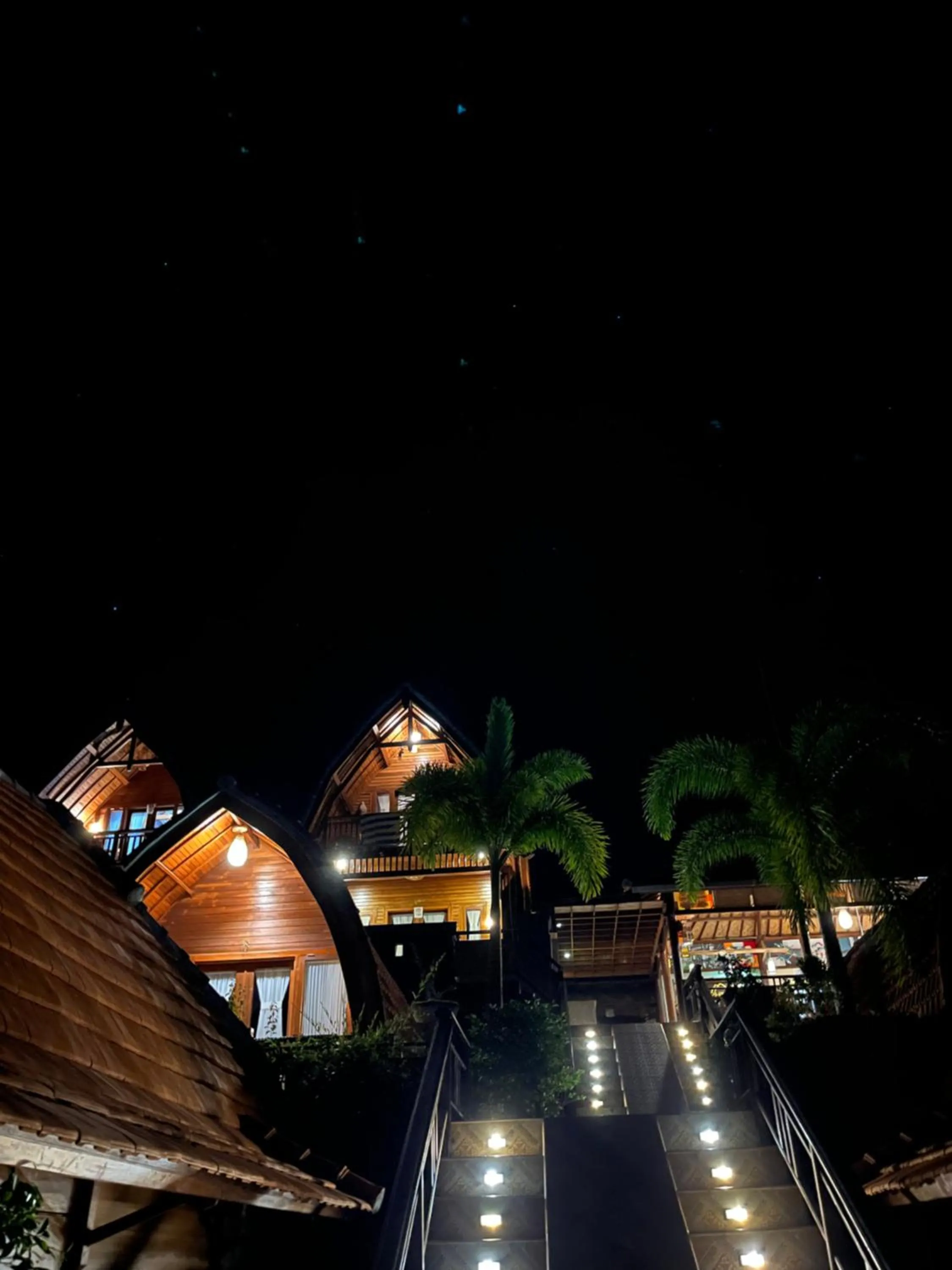 Property building in Daphila Cottage