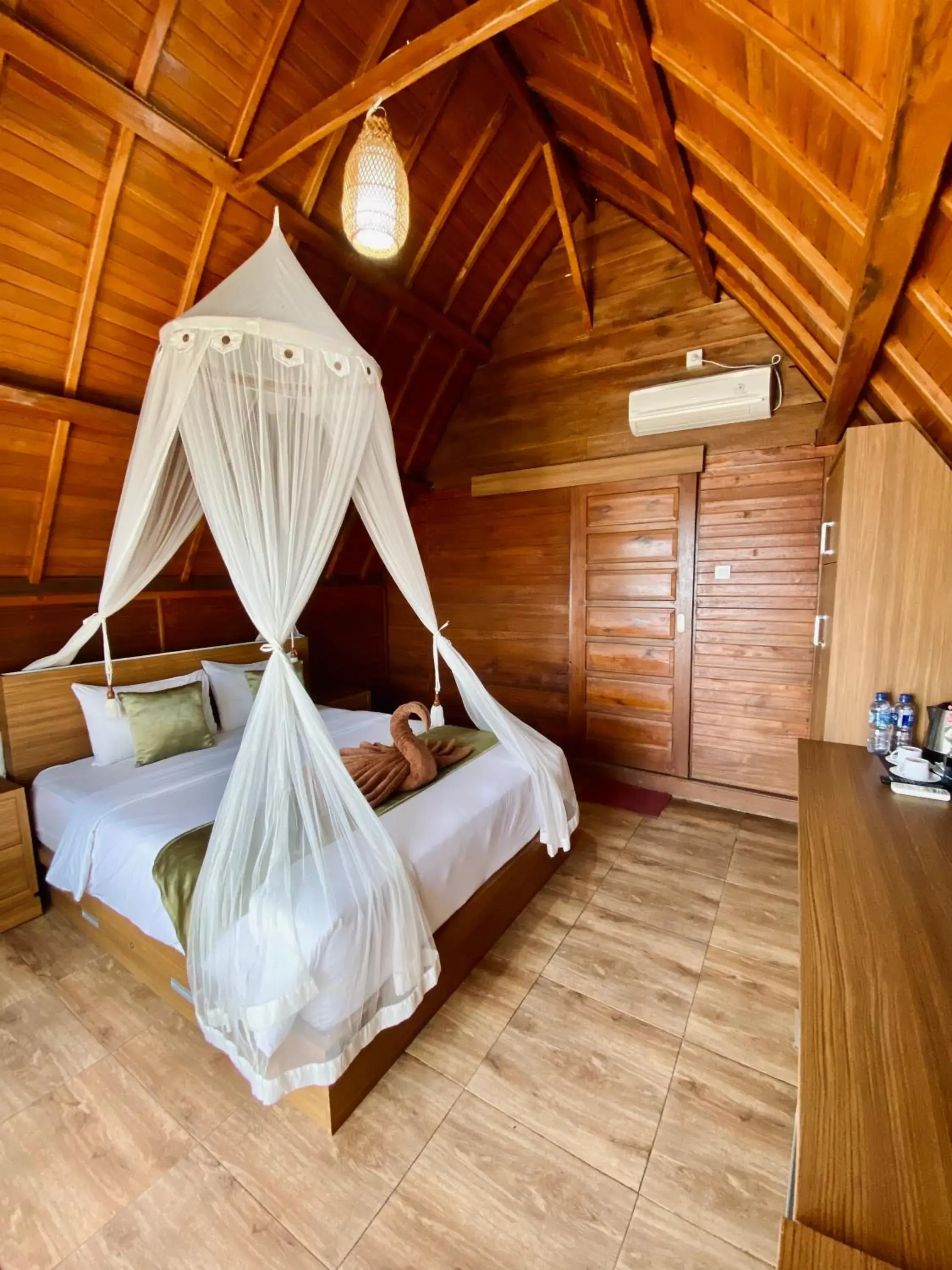 Deluxe Room with Balcony in Daphila Cottage Deluxe Room with Balcony in Daphila Cottage