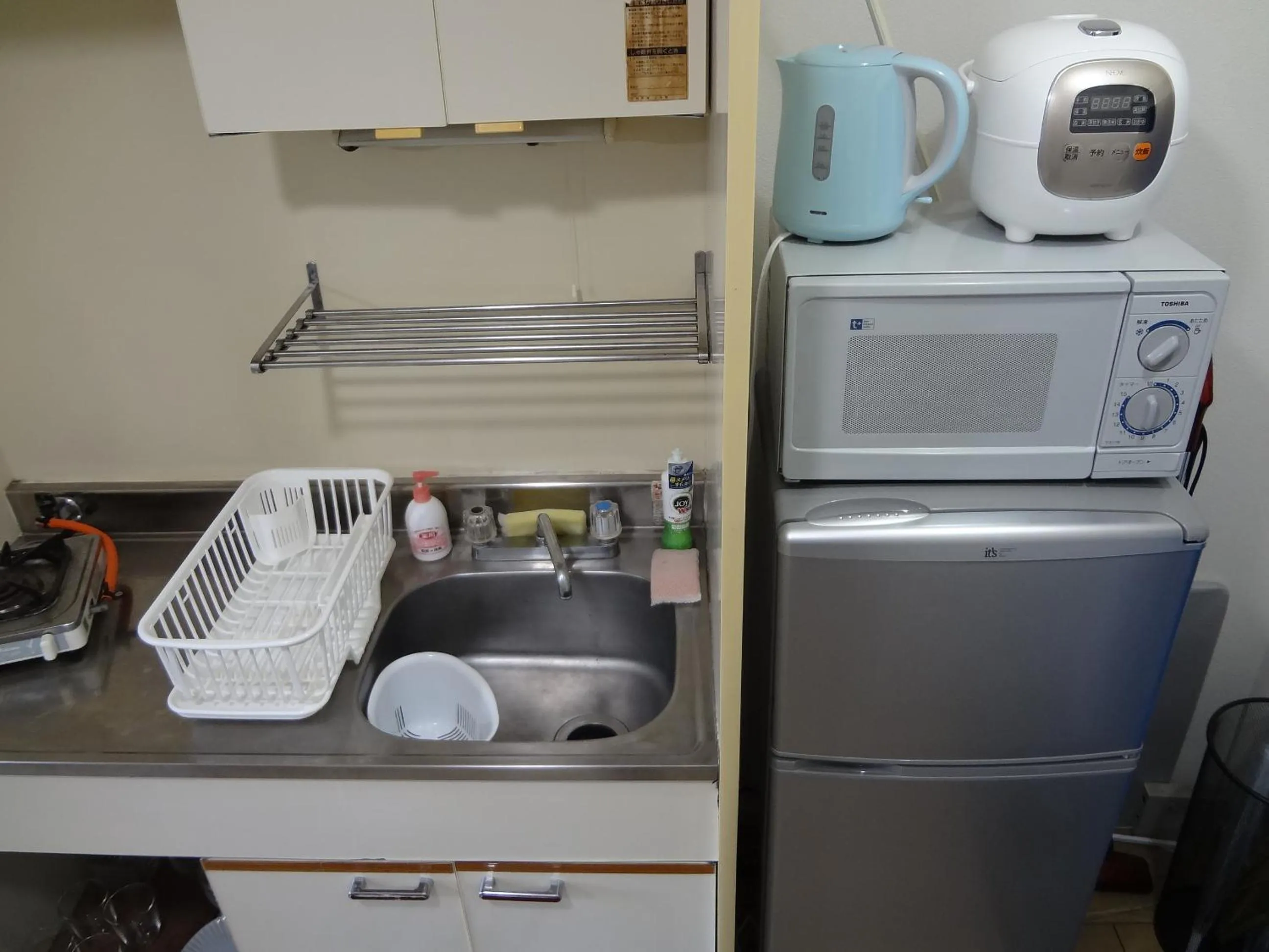 Kitchen or kitchenette in Guest House ZEN HAKATA Ohori Park 1
