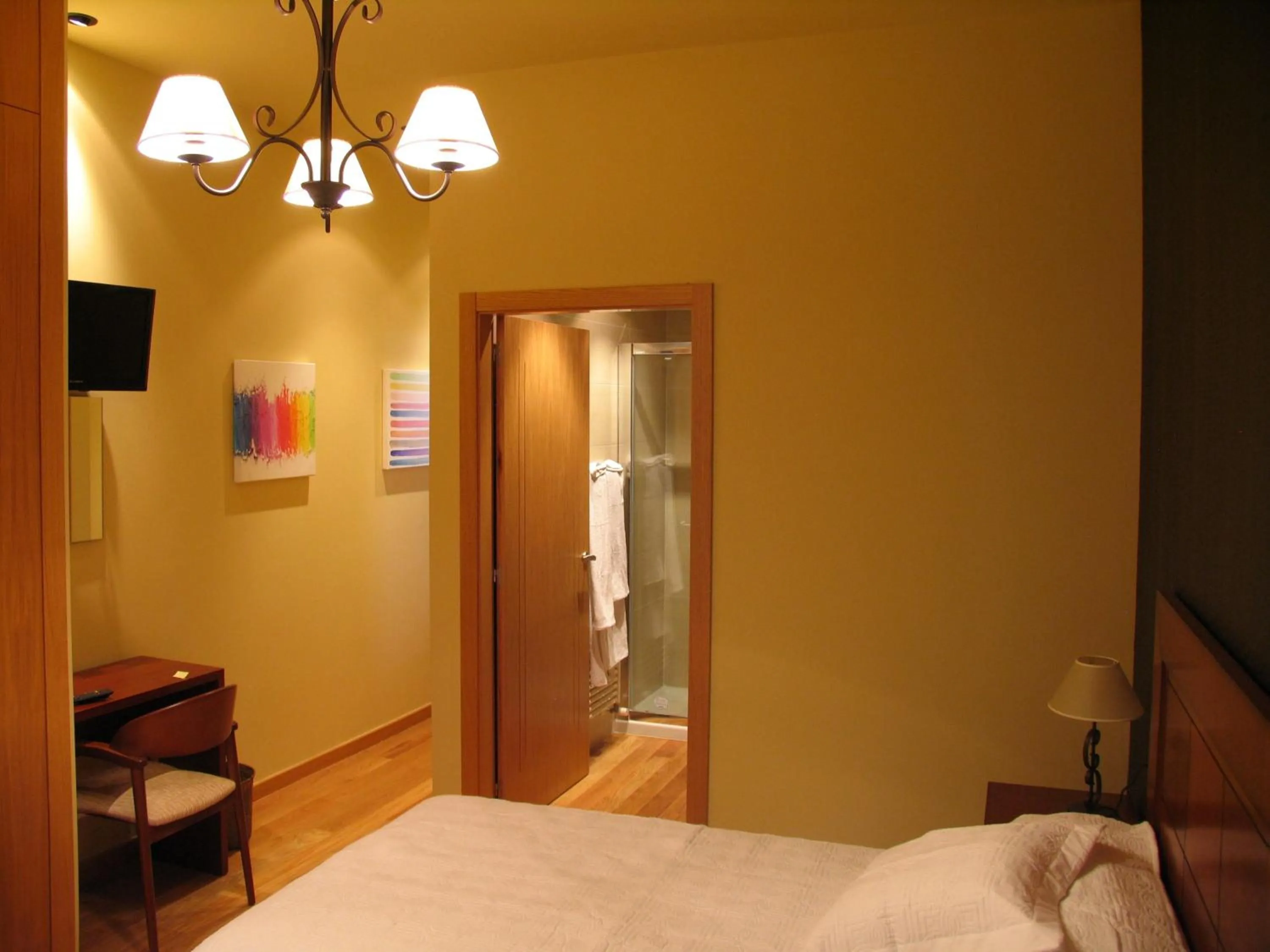 Photo of the whole room, Bed in Hotel Casa de Caldelas