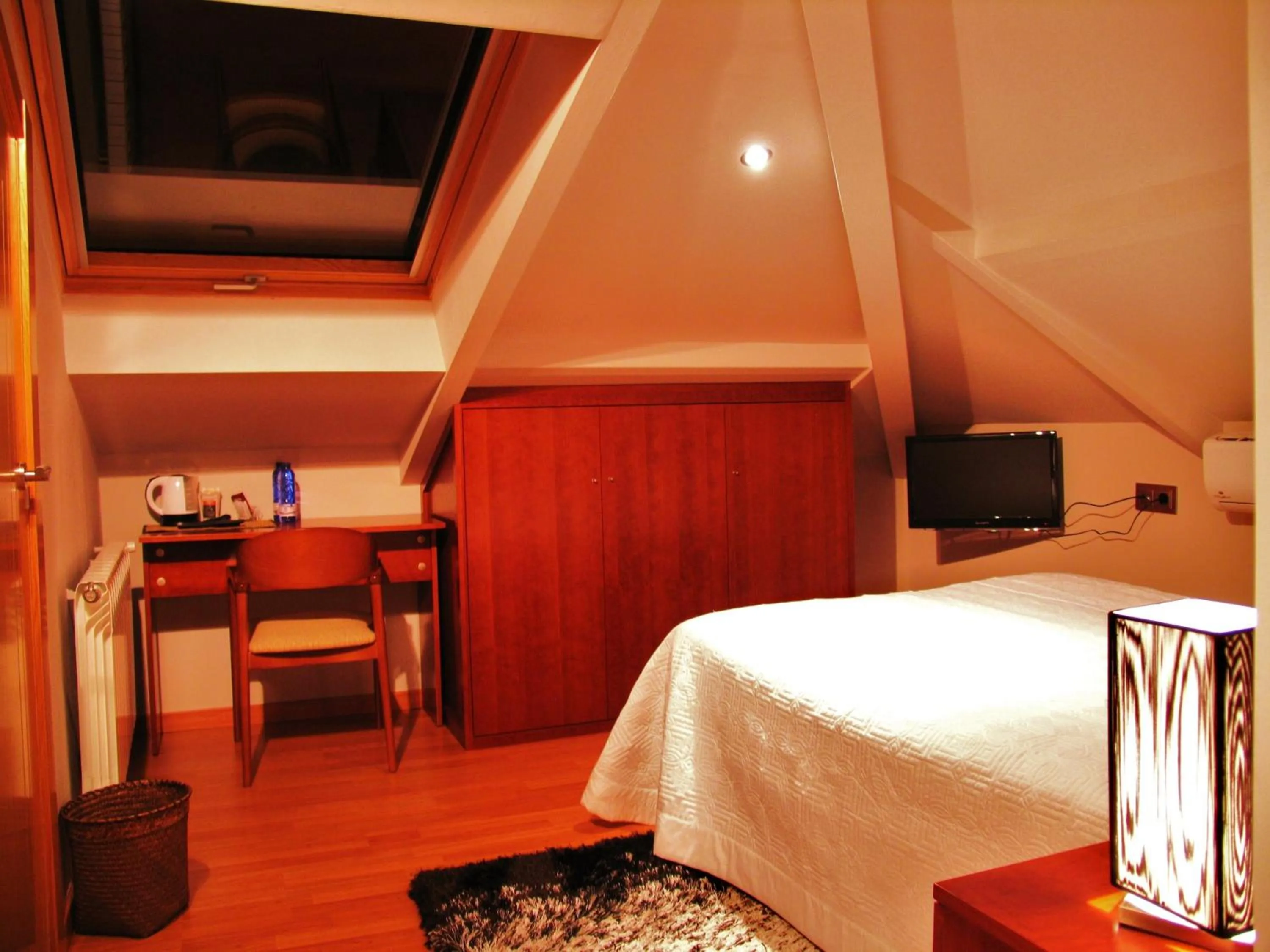 Photo of the whole room, Bed in Hotel Casa de Caldelas