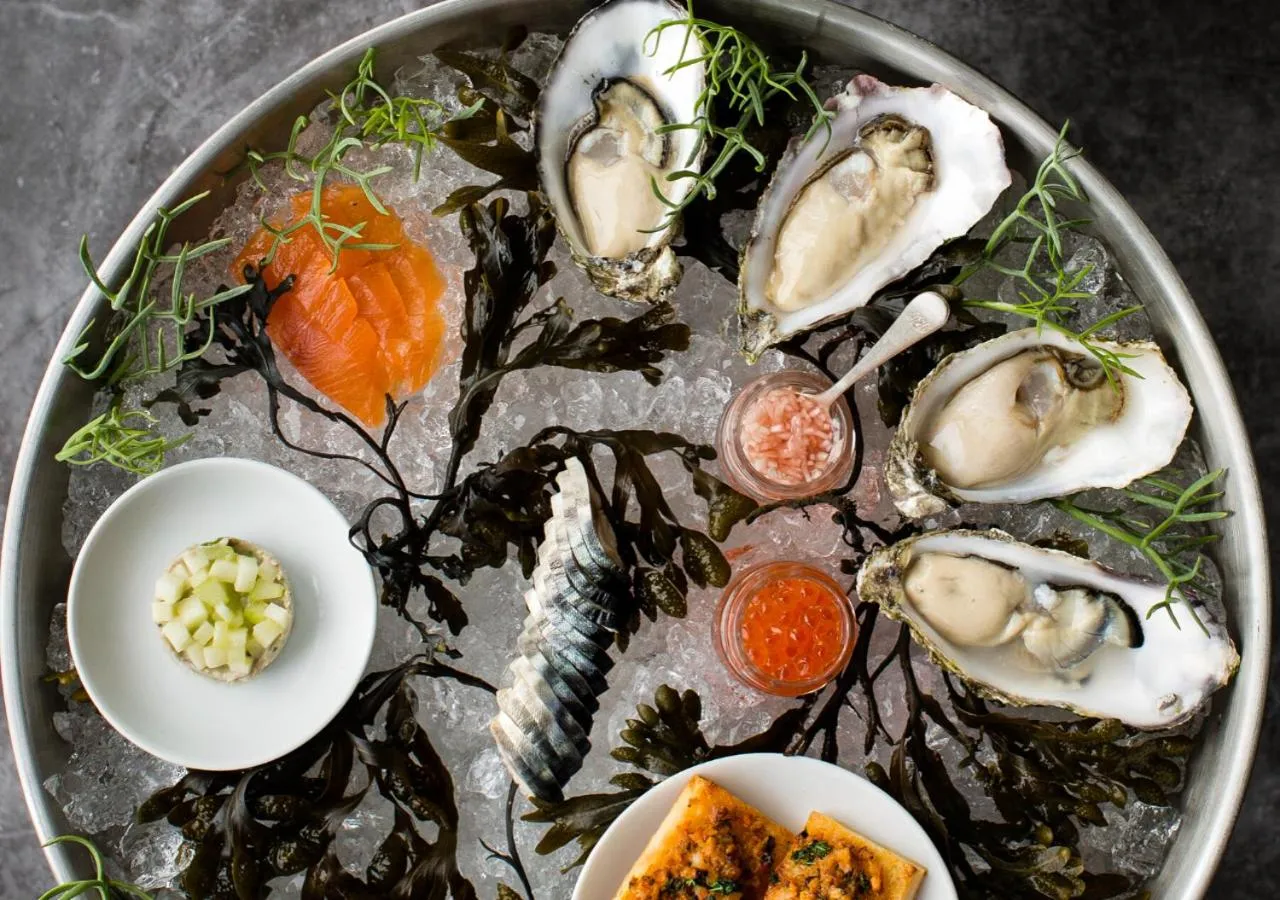 Food and drinks in Cliff House Hotel