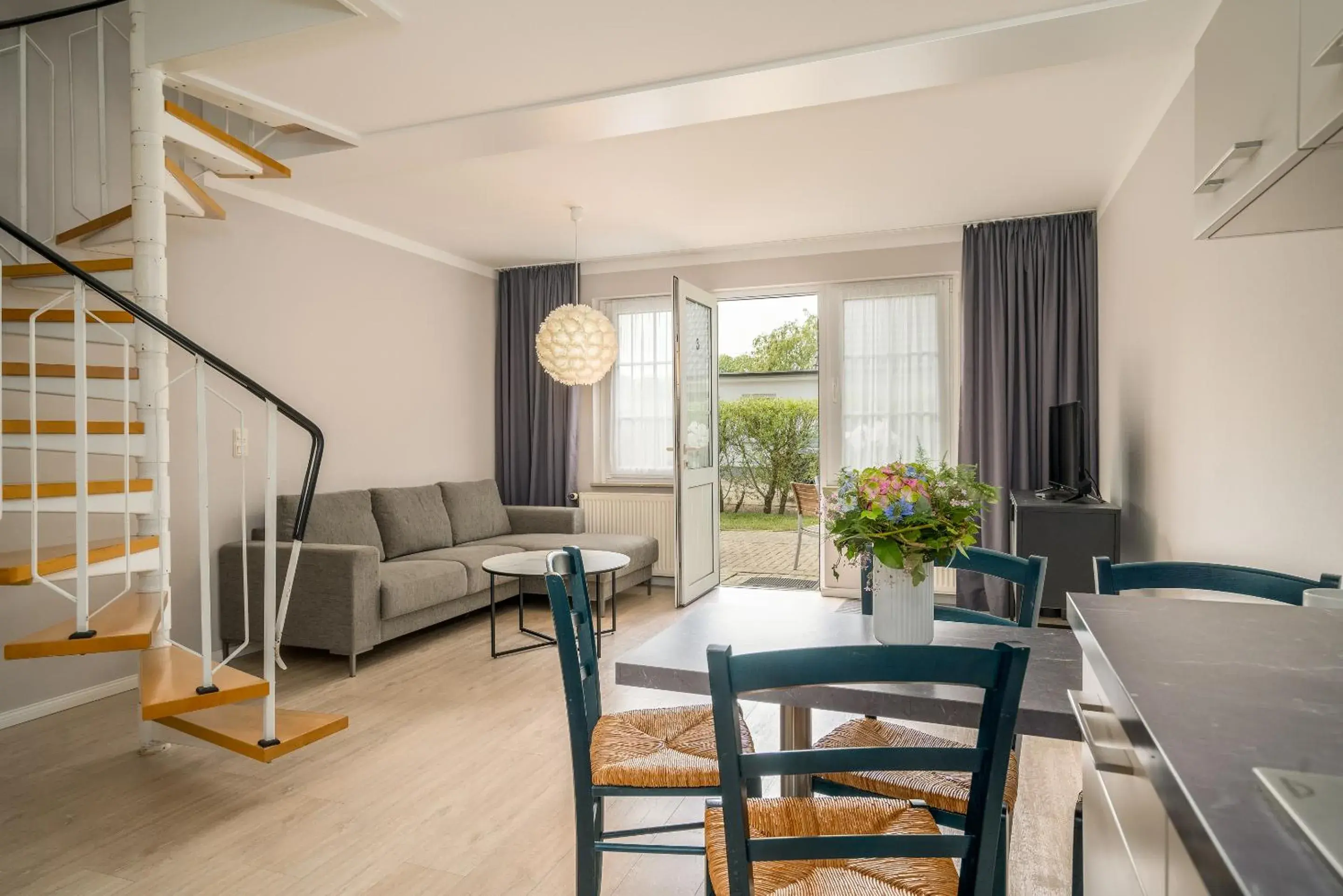 Holiday home with Terrace in Hotel Müritz-Park Holiday home with Terrace in Hotel Müritz-Park