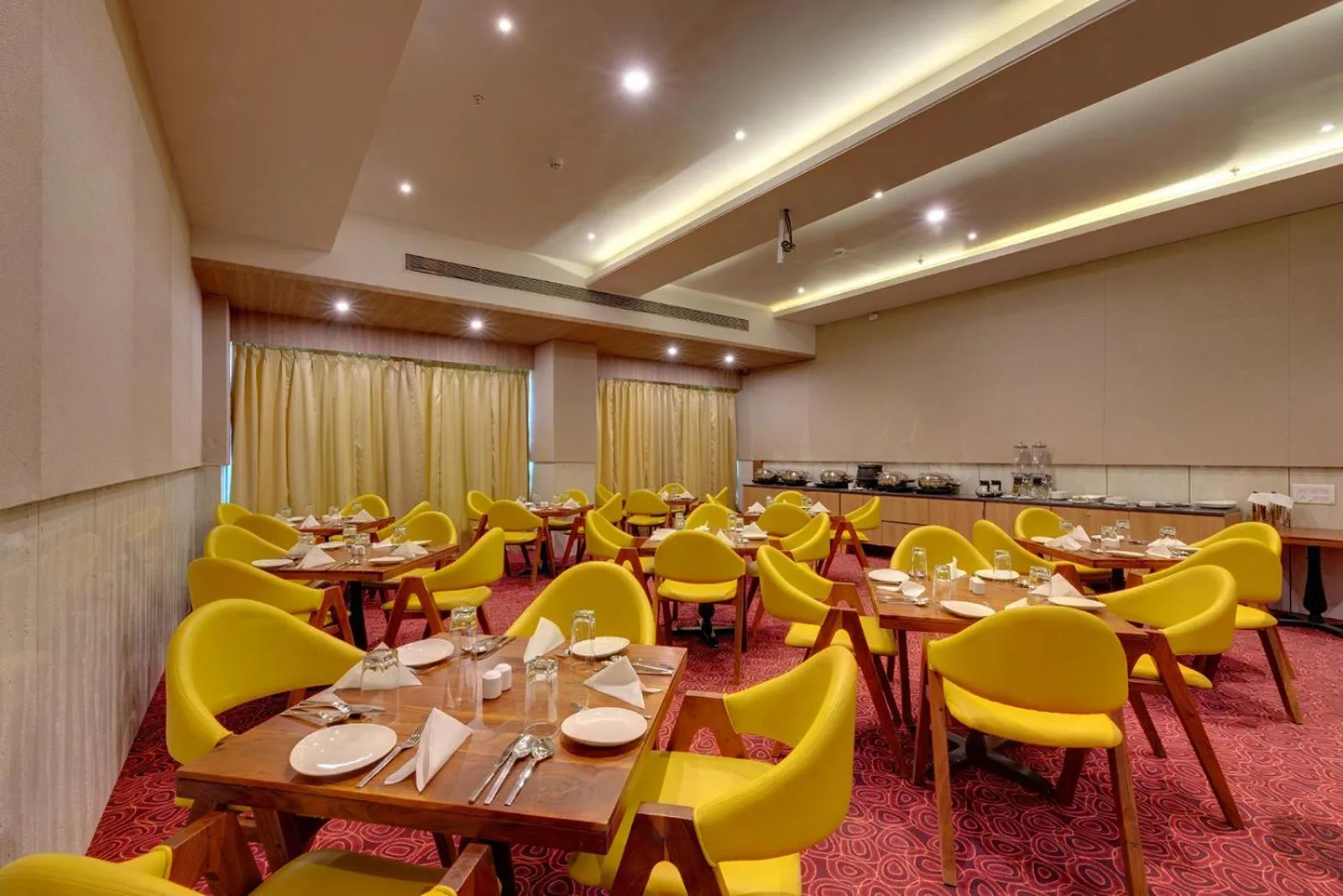 Food and drinks in Viola Beacon Resort, Lonavala