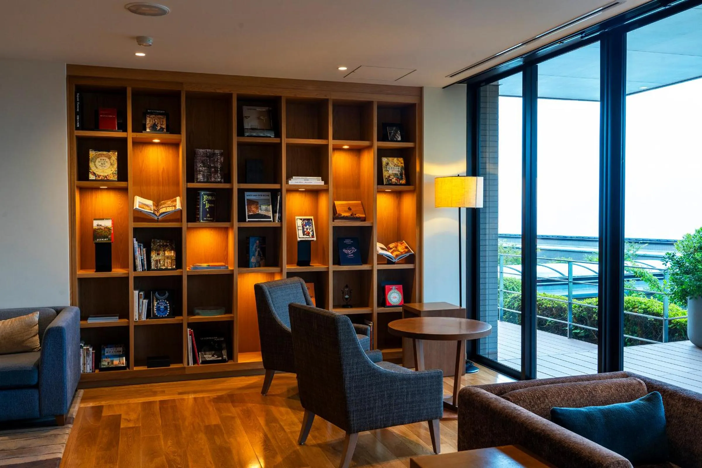 Lounge or bar in Hotel Grand Bach Atami Crescendo