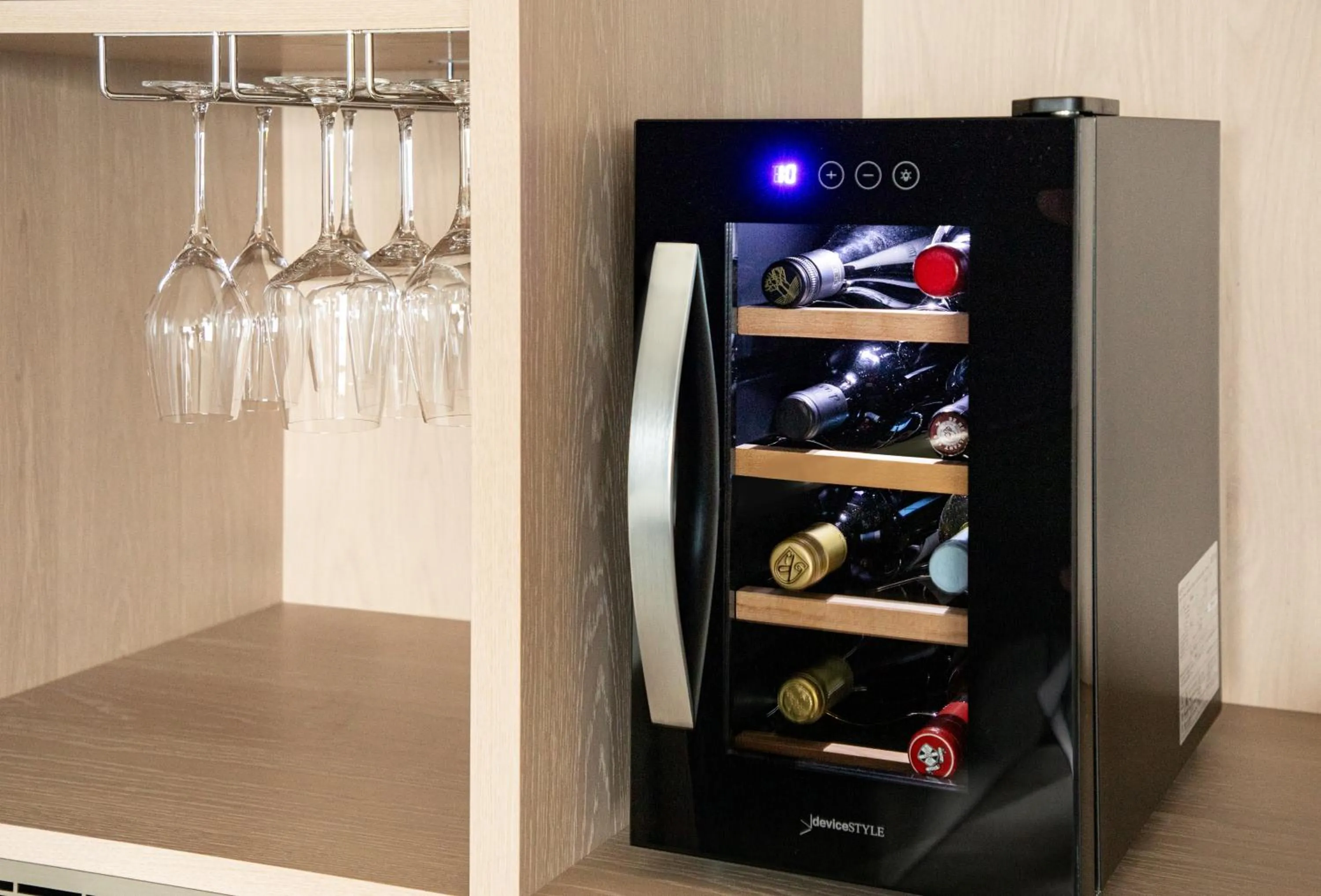 Alcoholic drinks in Hotel Grand Bach Atami Crescendo